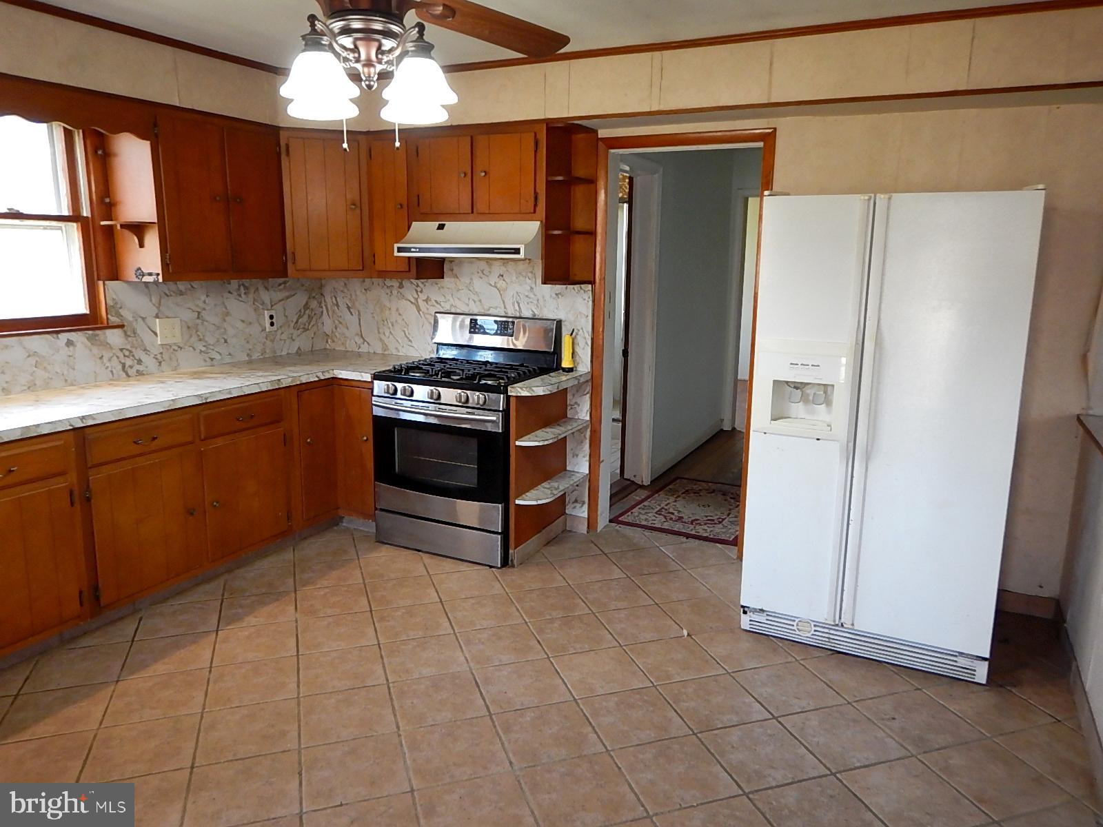 KINGSVILLE - Residential