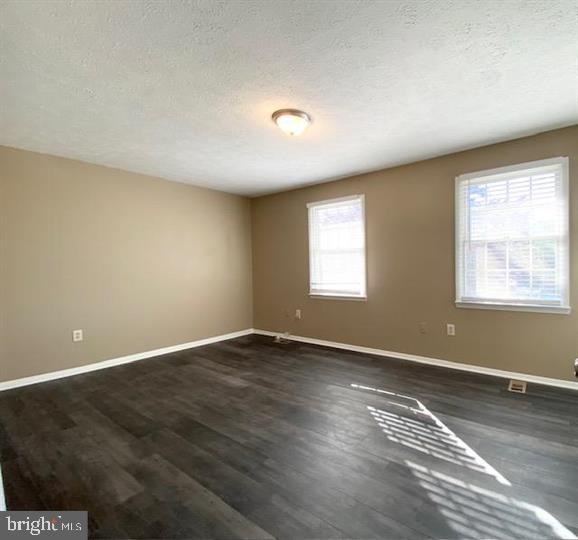 BRETON WOODS - Residential Lease