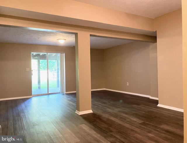 BRETON WOODS - Residential Lease