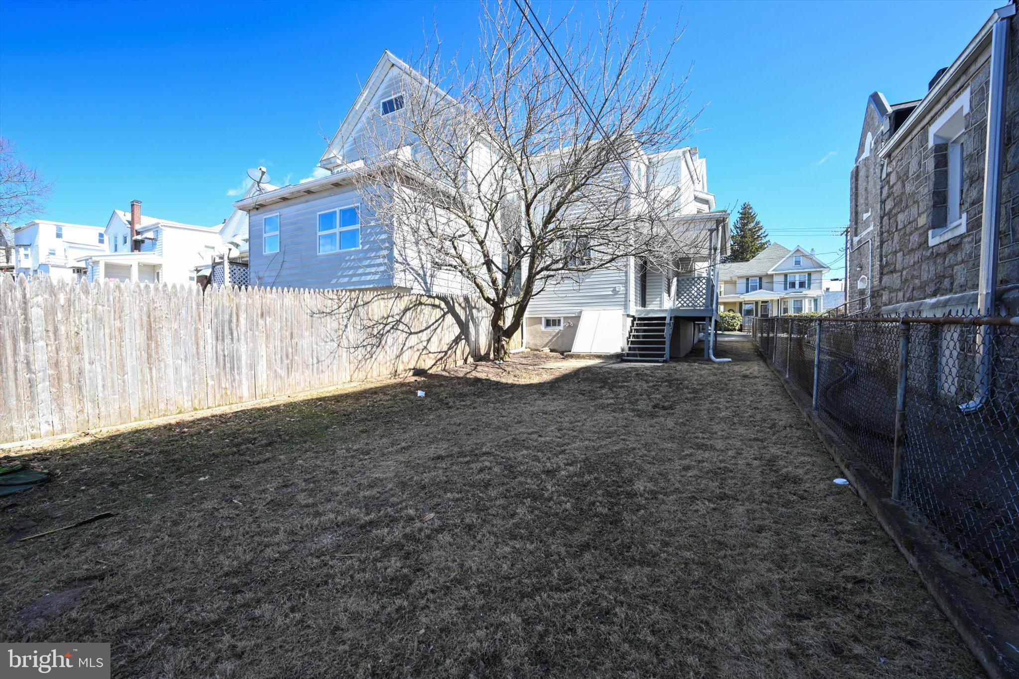 FRACKVILLE - Residential