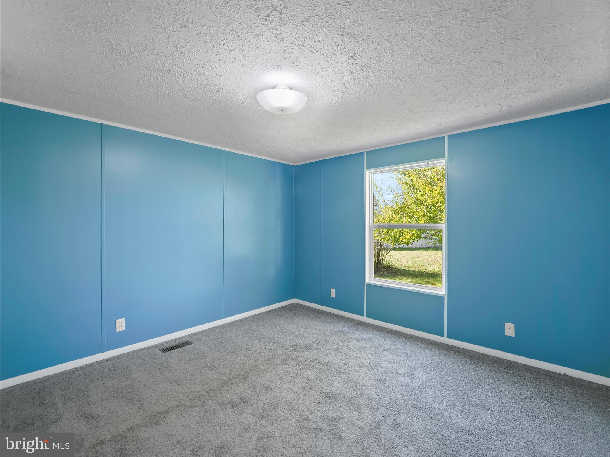 WARM SPRING ESTATES - Residential