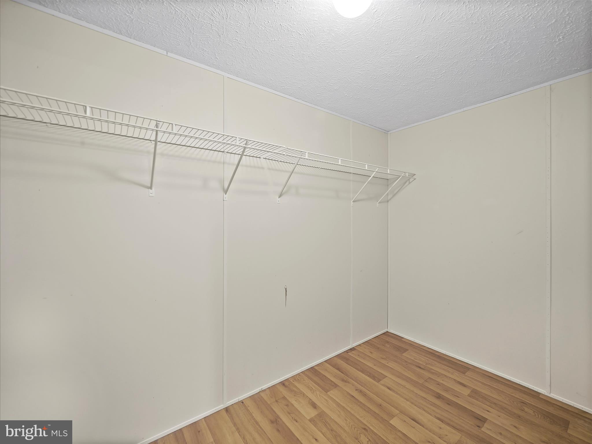 WARM SPRING ESTATES - Residential