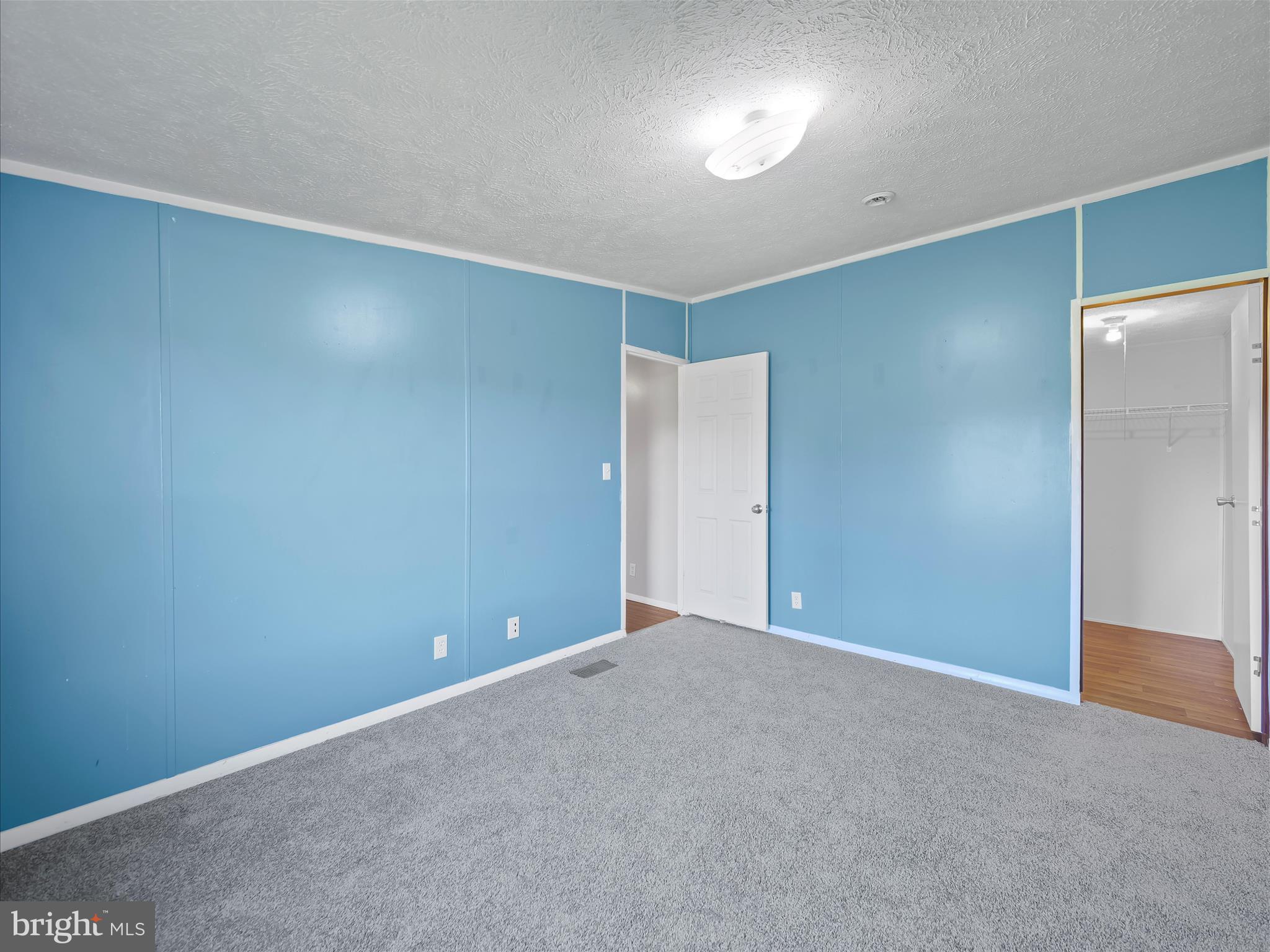 WARM SPRING ESTATES - Residential