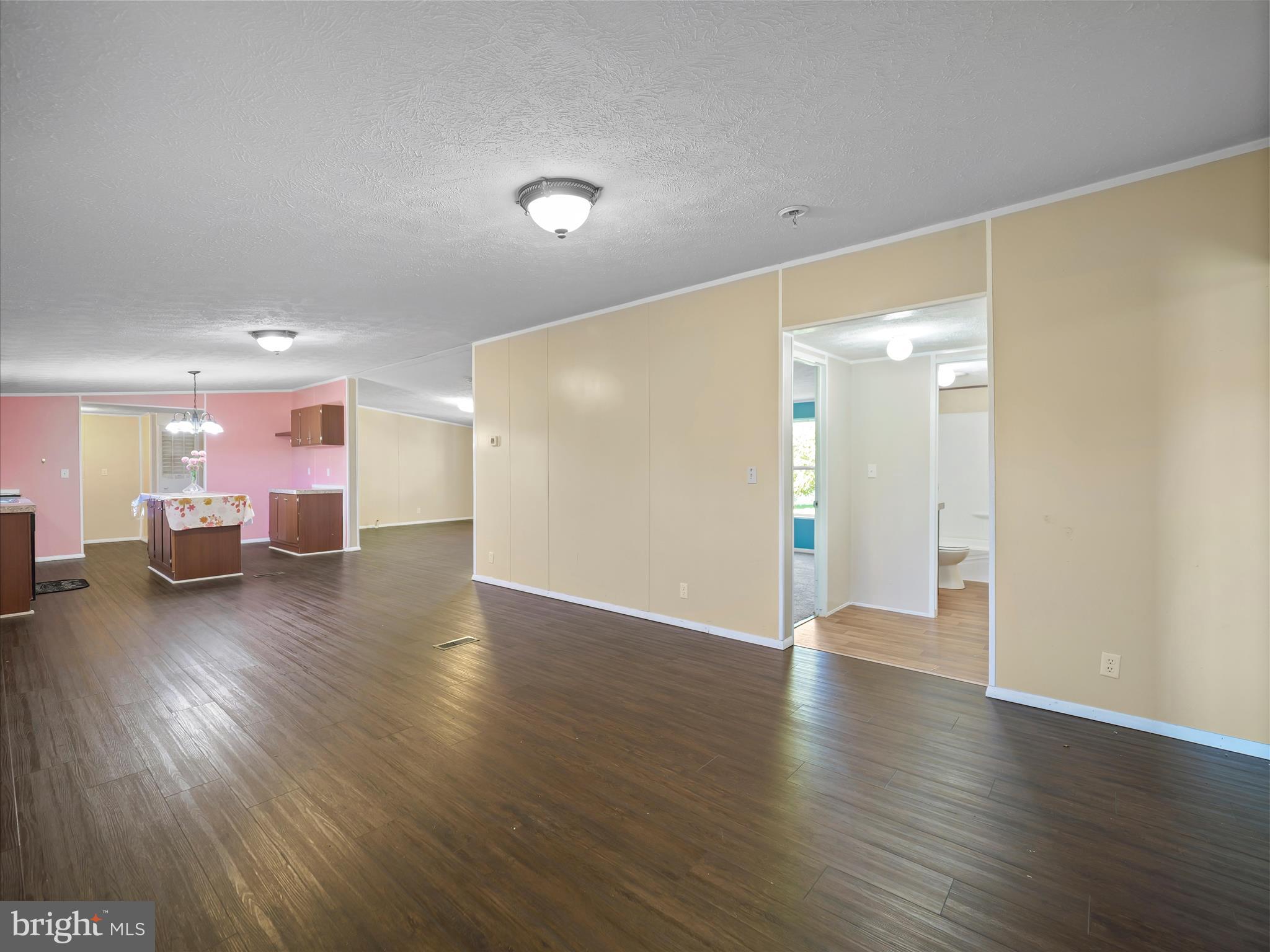 WARM SPRING ESTATES - Residential