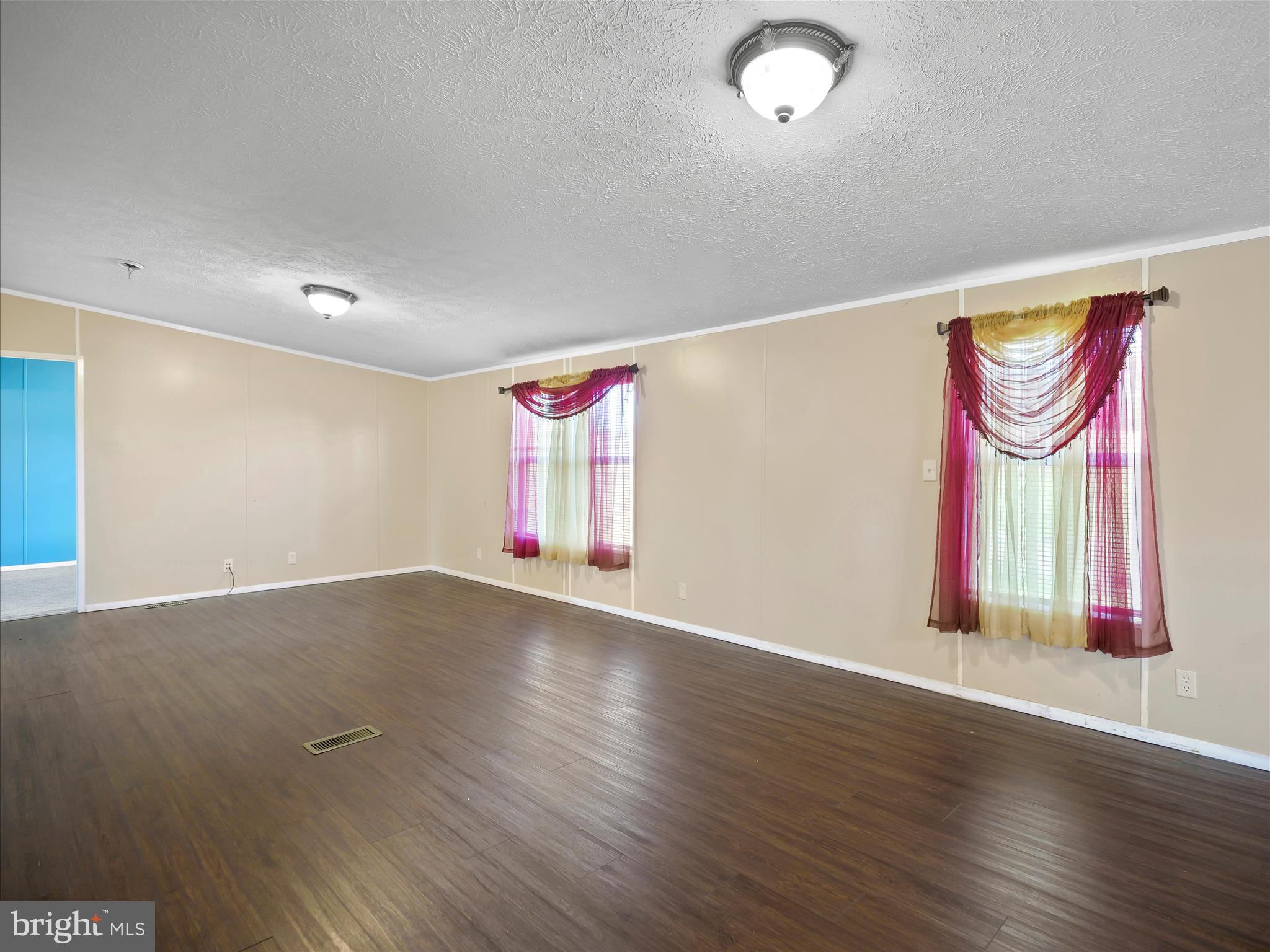 WARM SPRING ESTATES - Residential