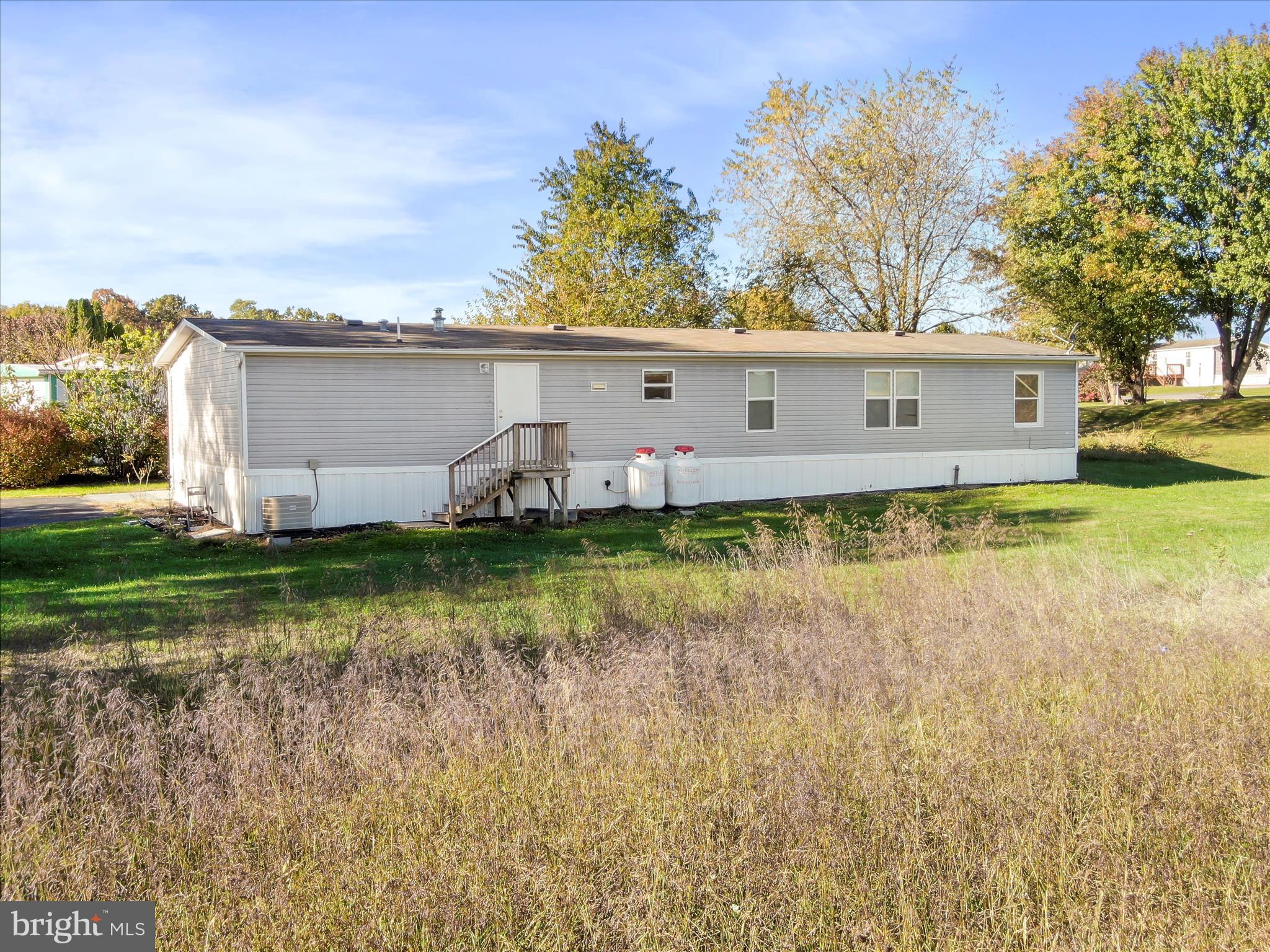 WARM SPRING ESTATES - Residential