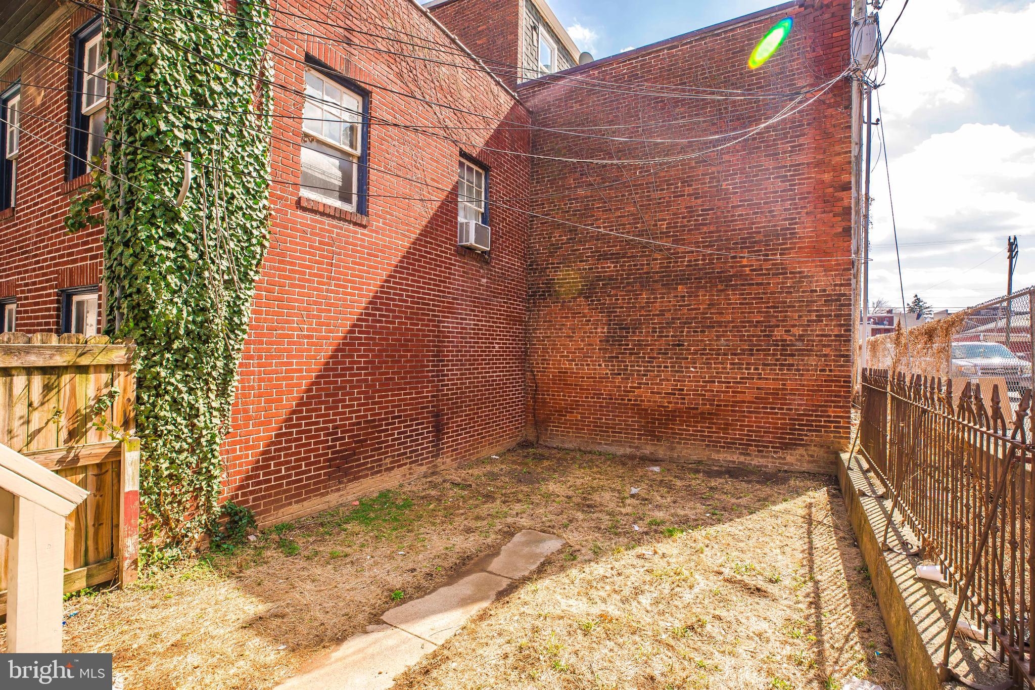 YORK CITY - Residential Income