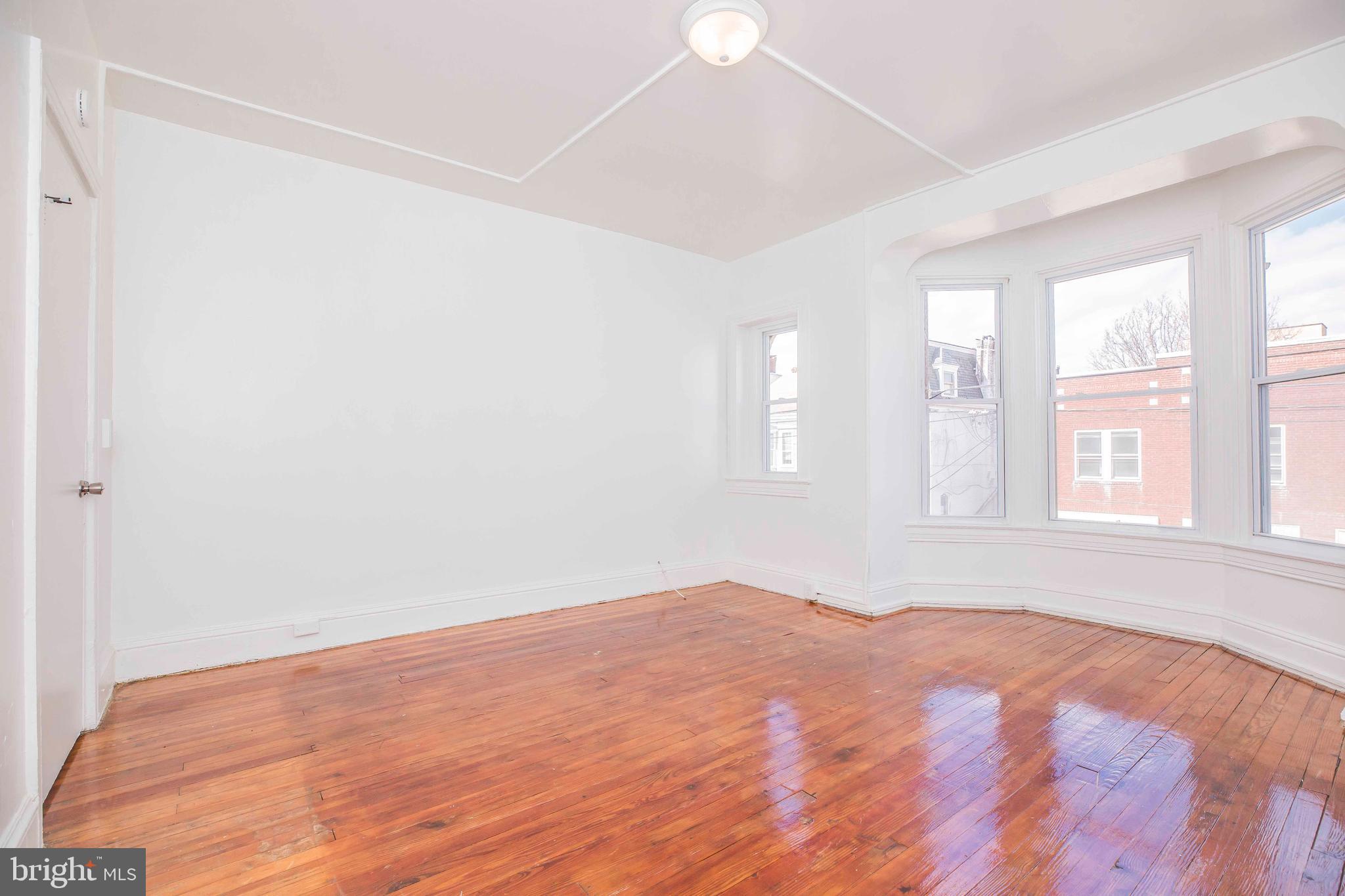 YORK CITY - Residential Income