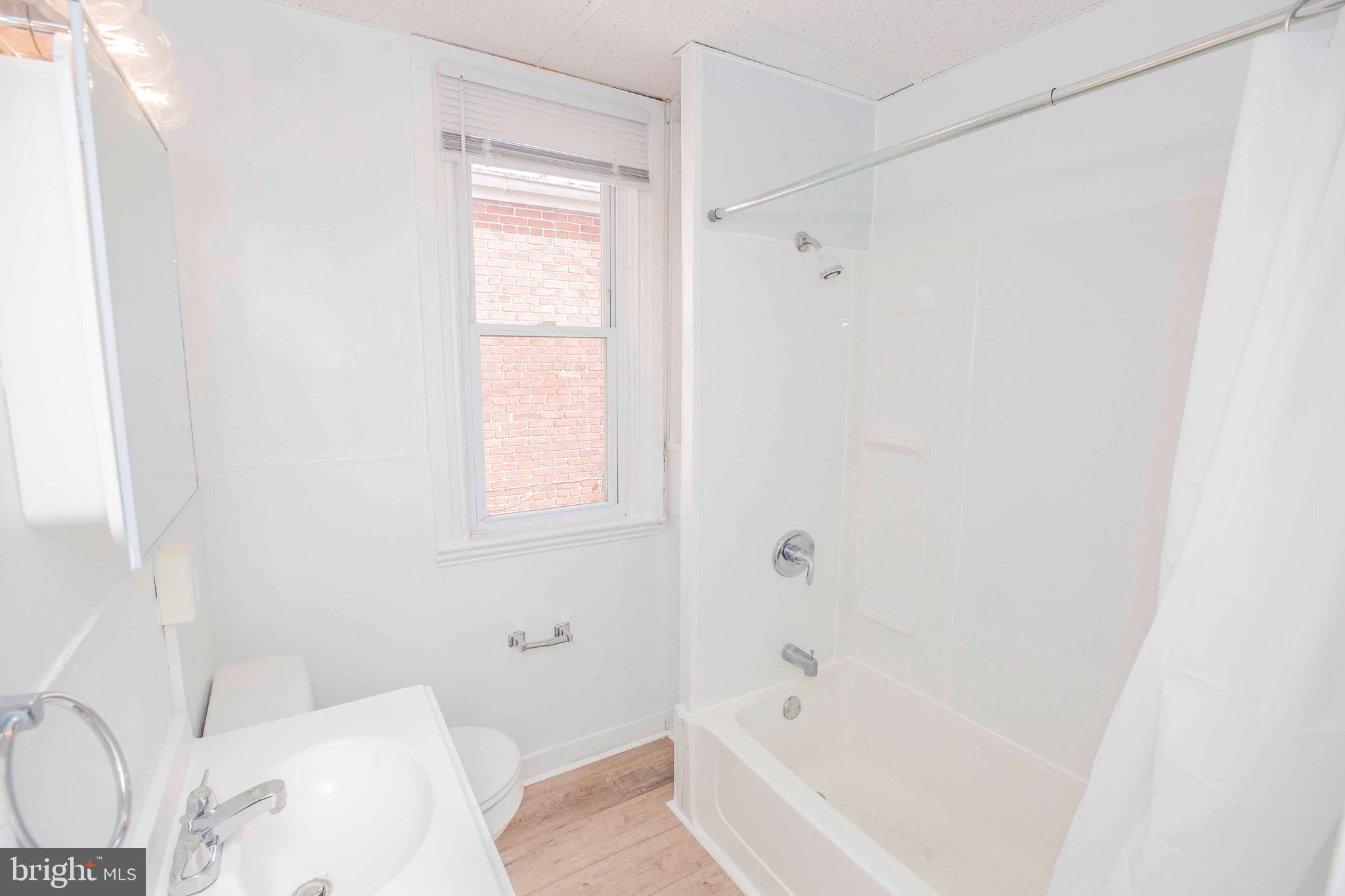 YORK CITY - Residential Income