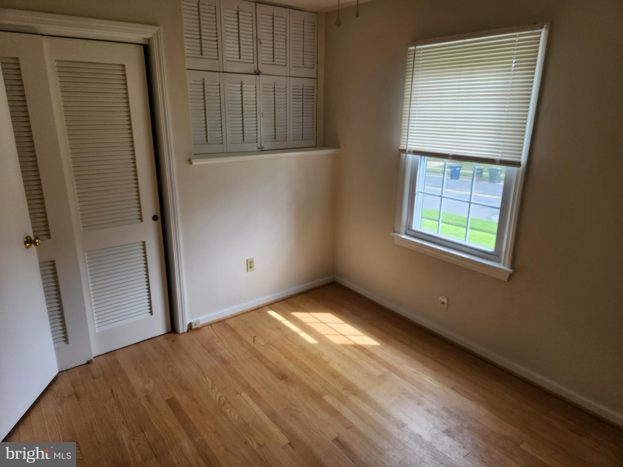 BUCKNELL MANOR - Residential Lease