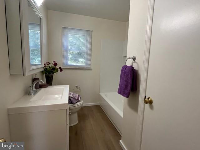 BUCKNELL MANOR - Residential Lease