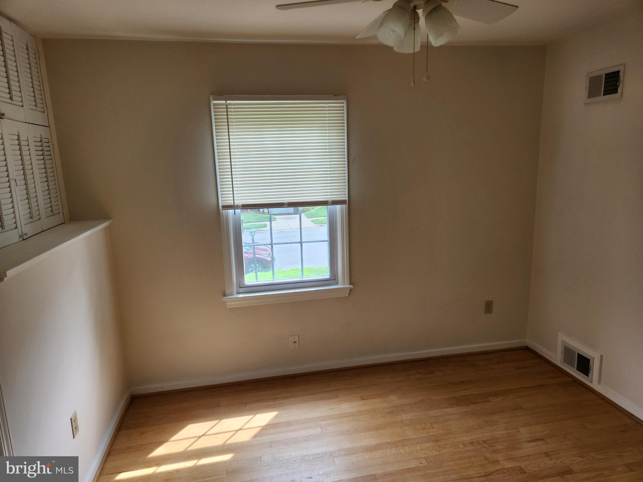 BUCKNELL MANOR - Residential Lease