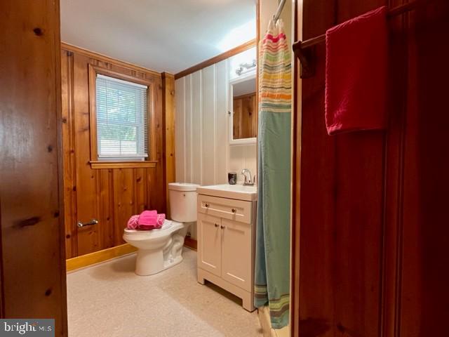 BUCKNELL MANOR - Residential Lease