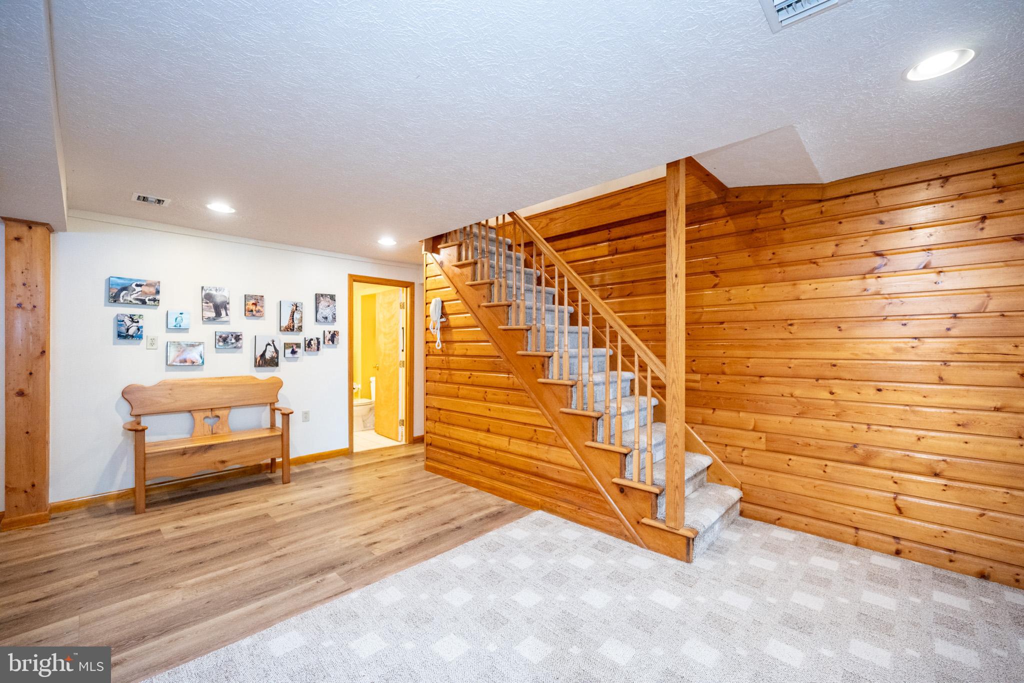 GLEN COVE - Residential