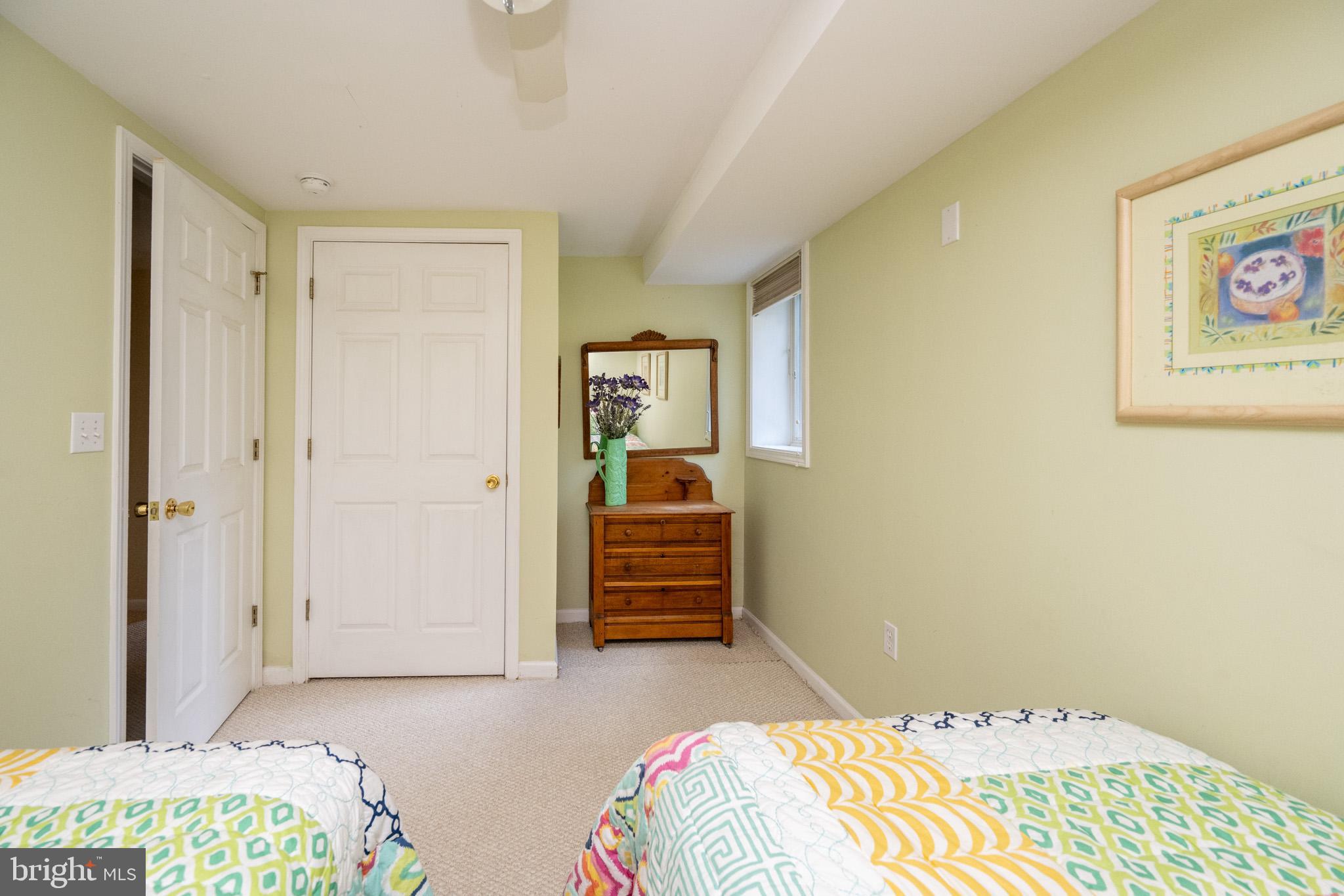 GLEN COVE - Residential