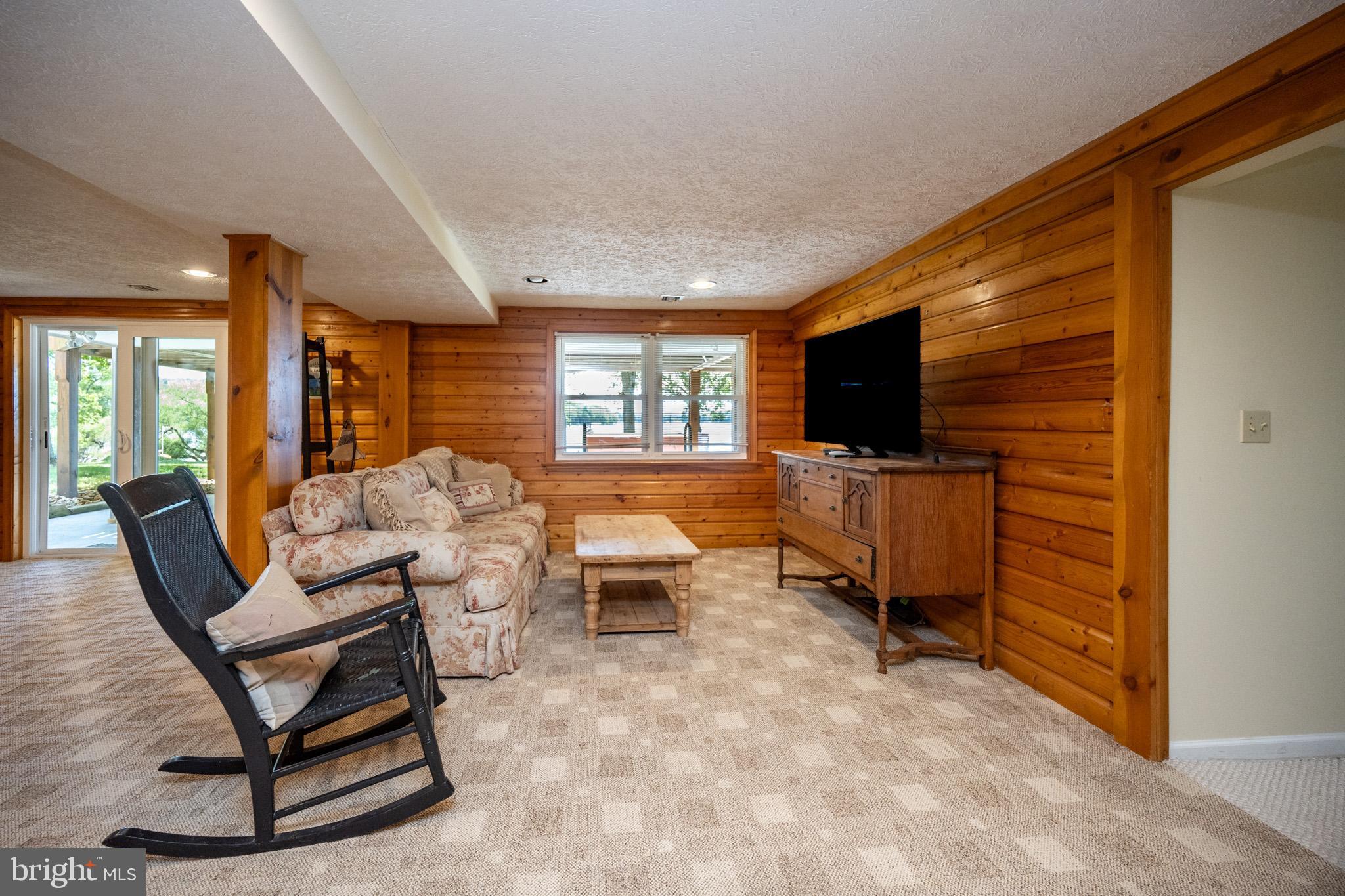 GLEN COVE - Residential