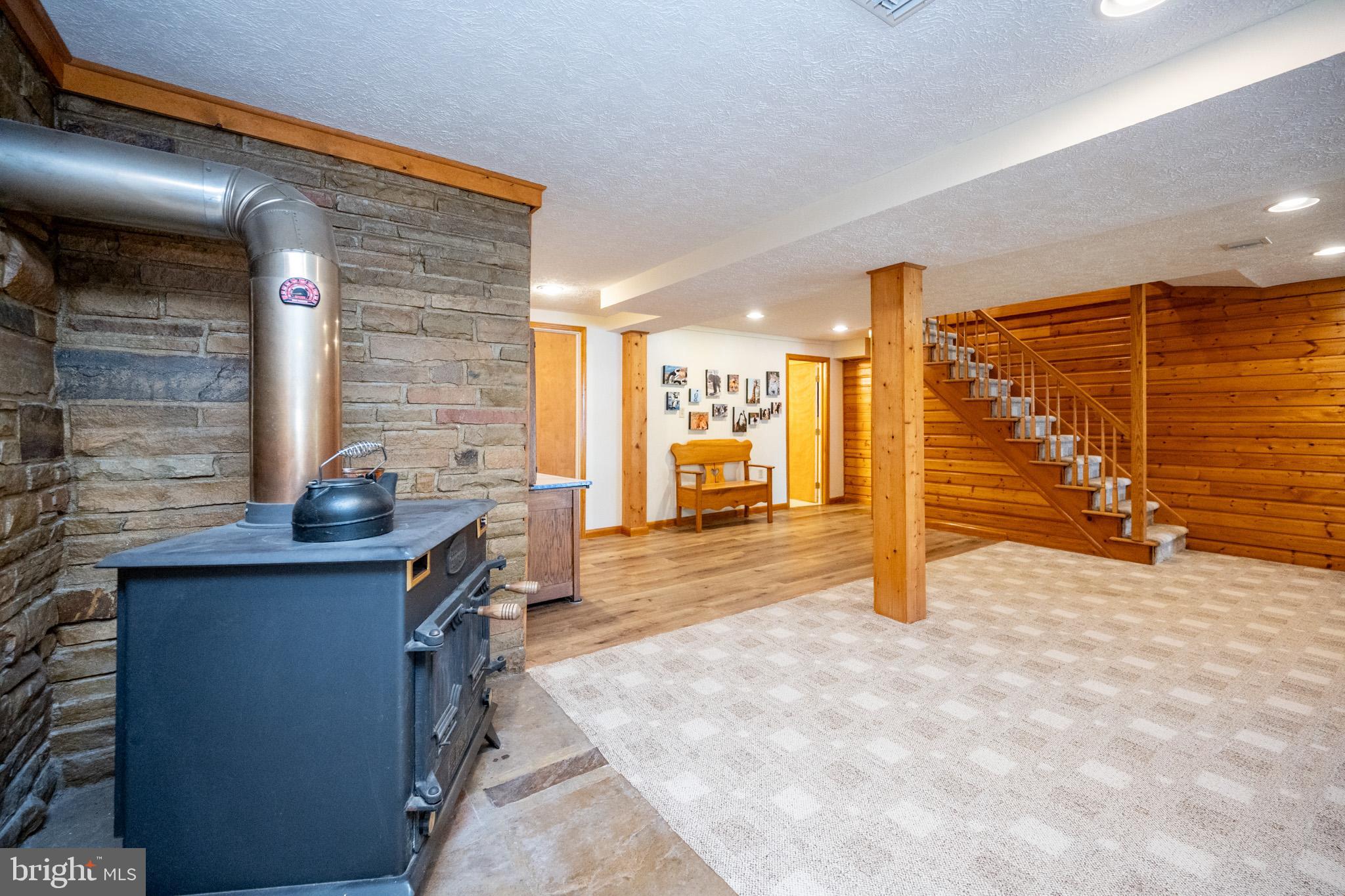 GLEN COVE - Residential