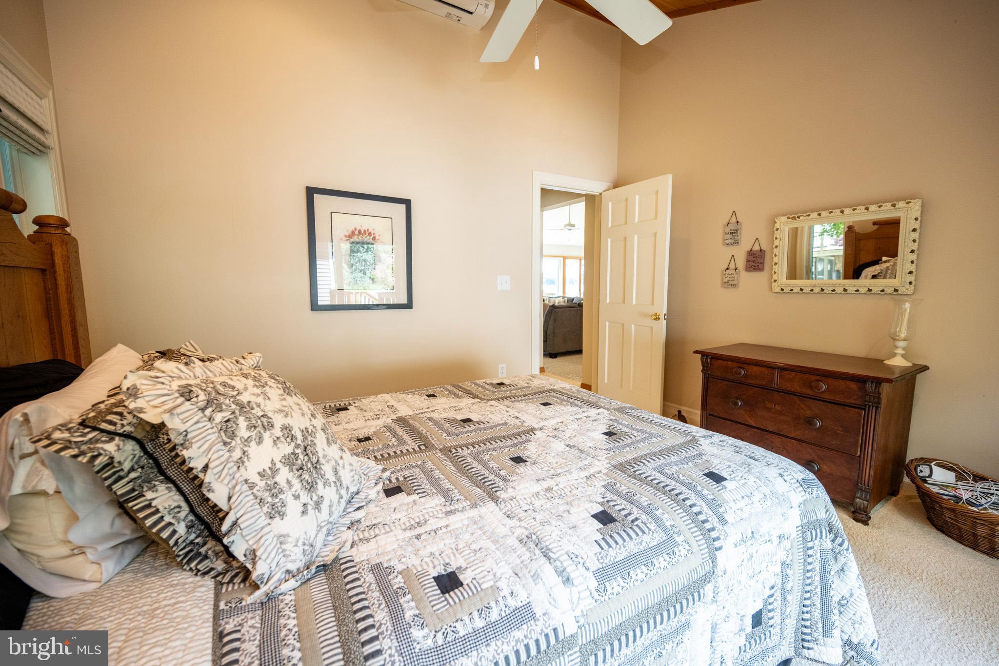 GLEN COVE - Residential