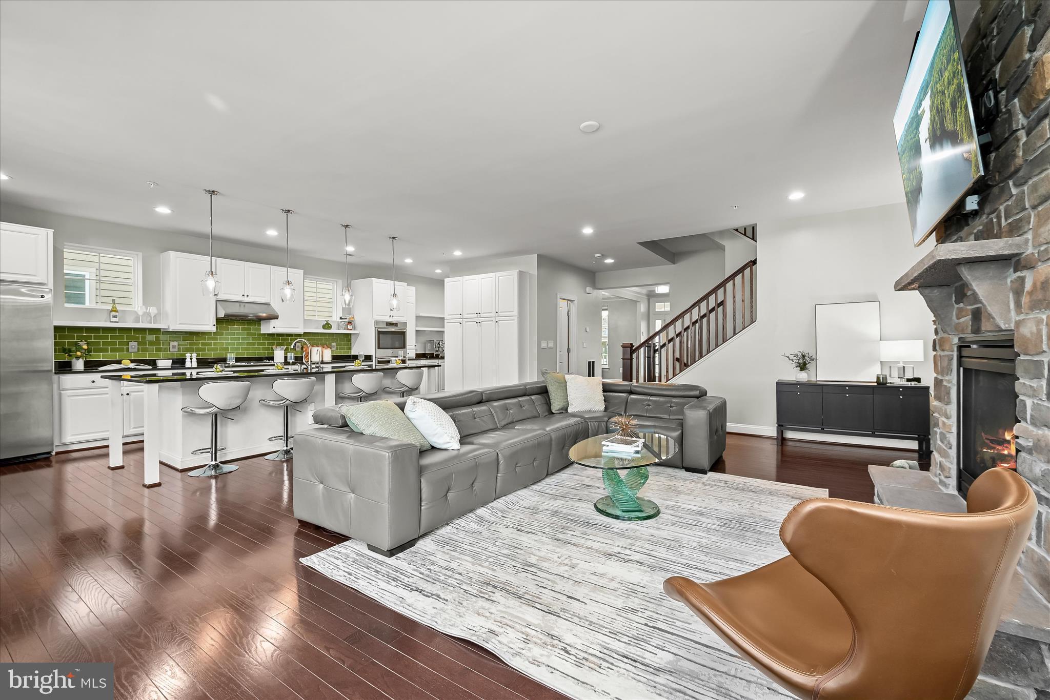 MAPLE LAWN - Residential