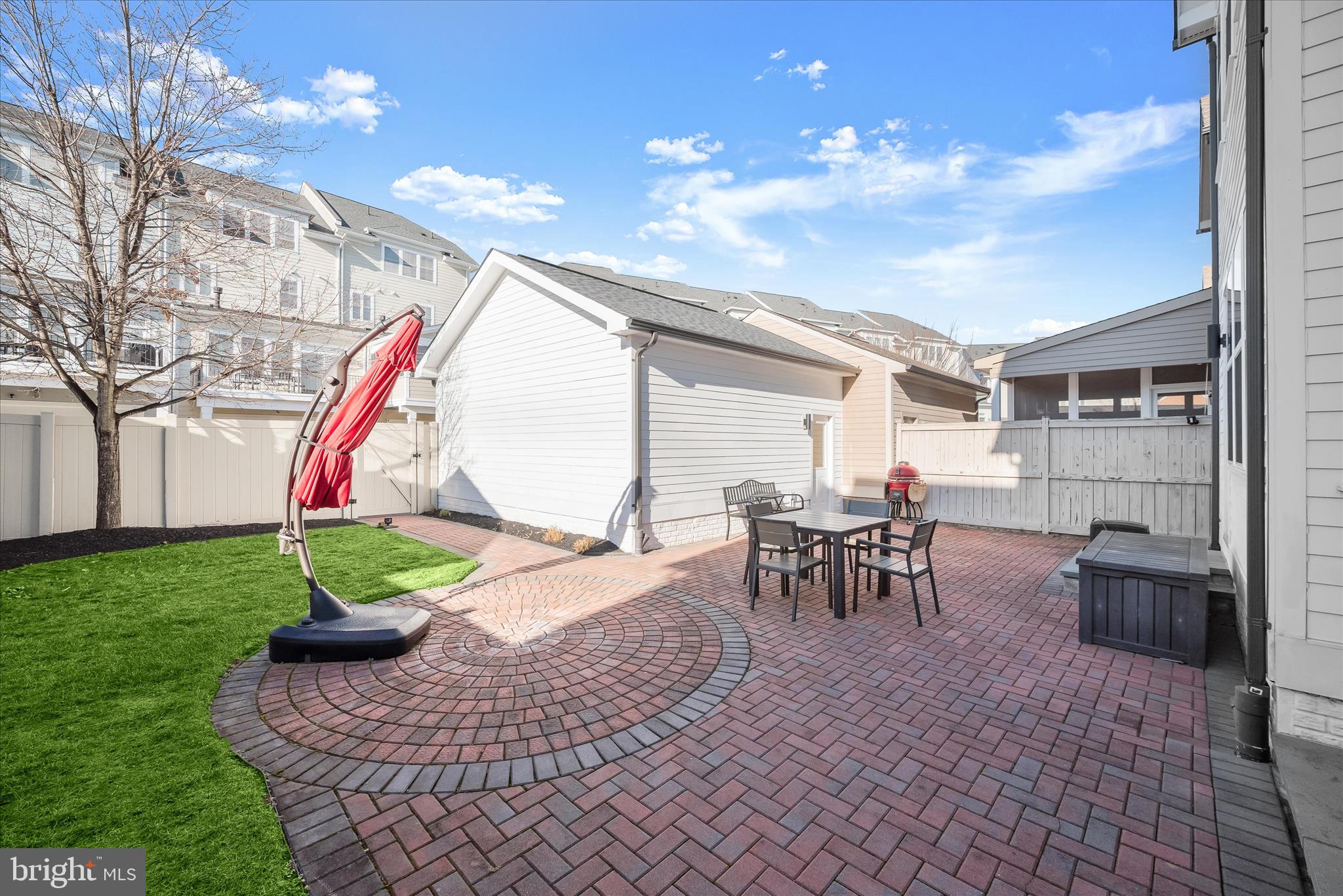 MAPLE LAWN - Residential