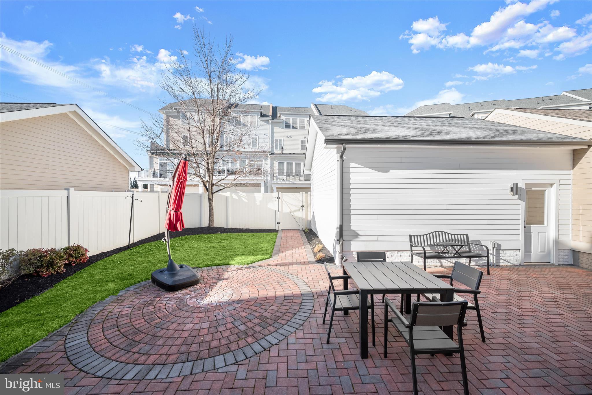 MAPLE LAWN - Residential