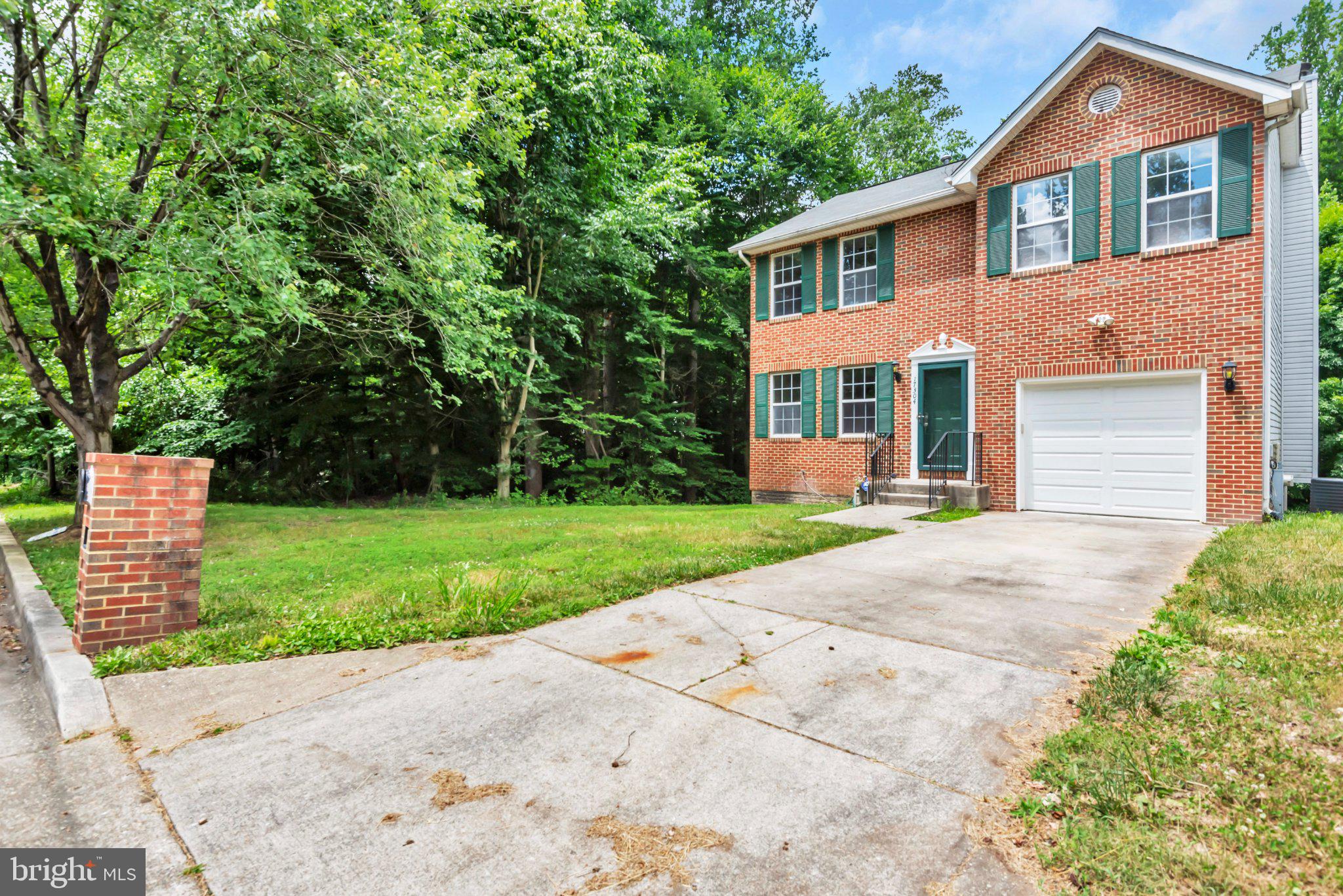 17304 NEWTON COURT