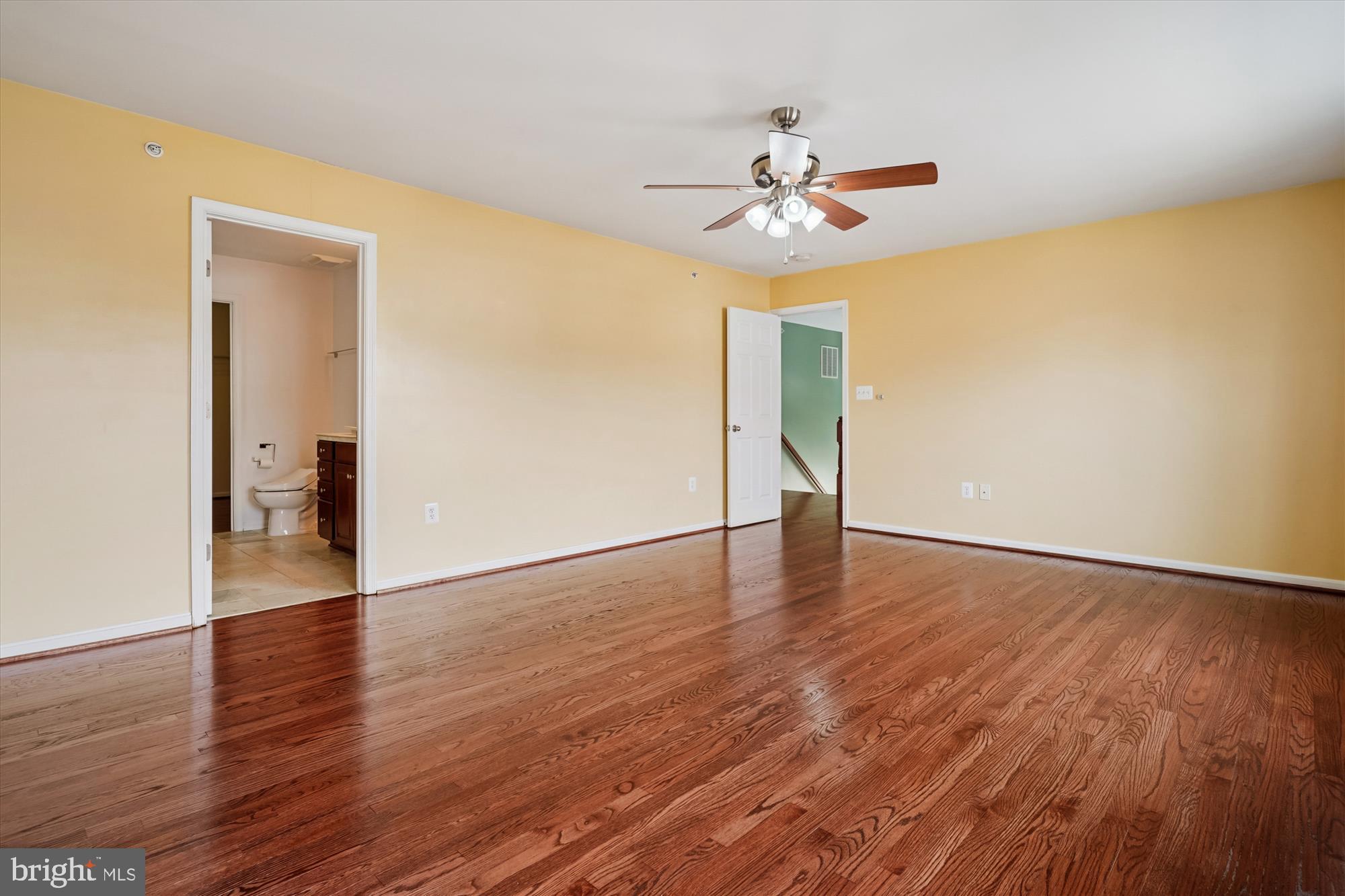 EAGLES POINTE - Residential