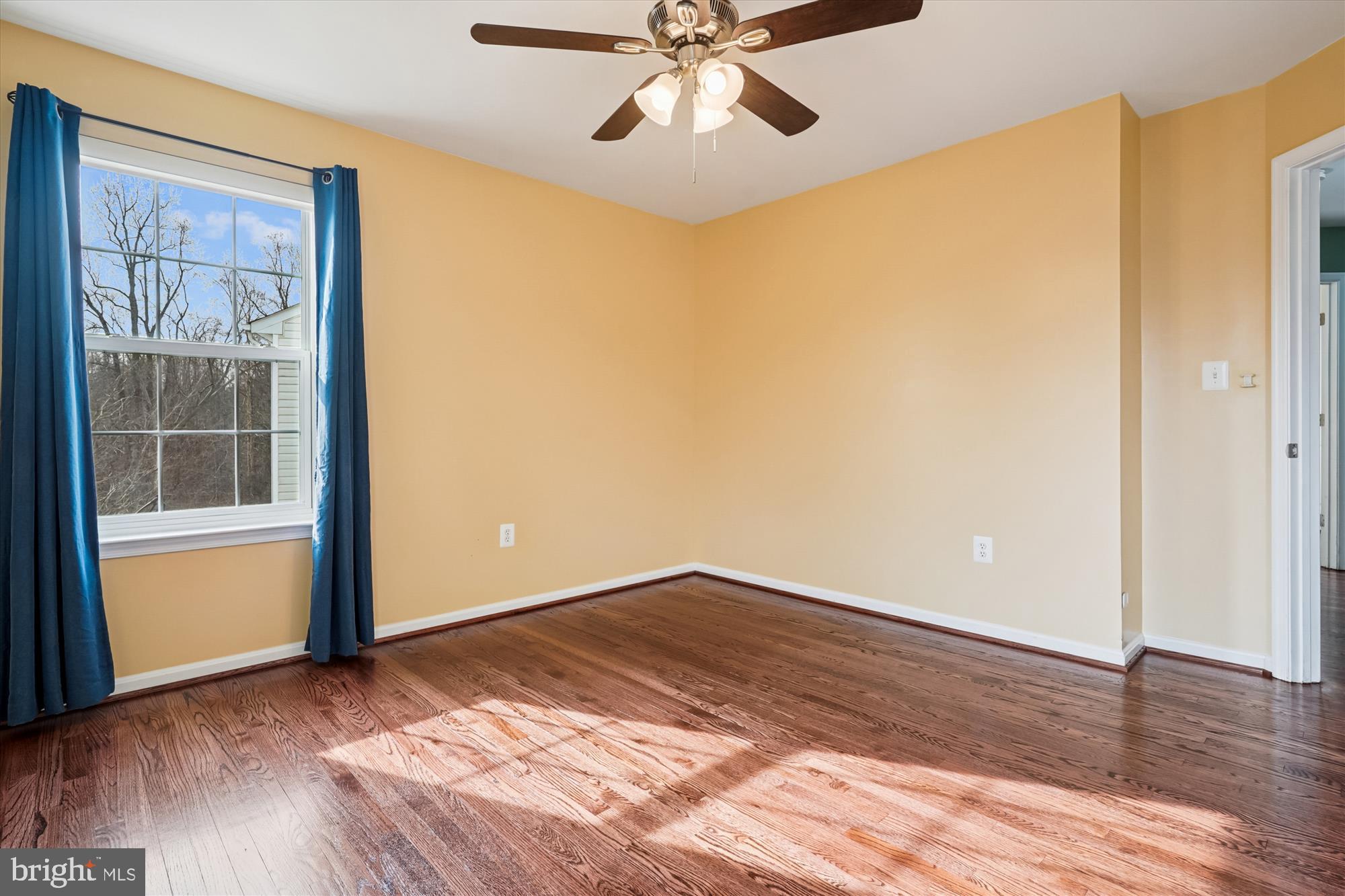 EAGLES POINTE - Residential