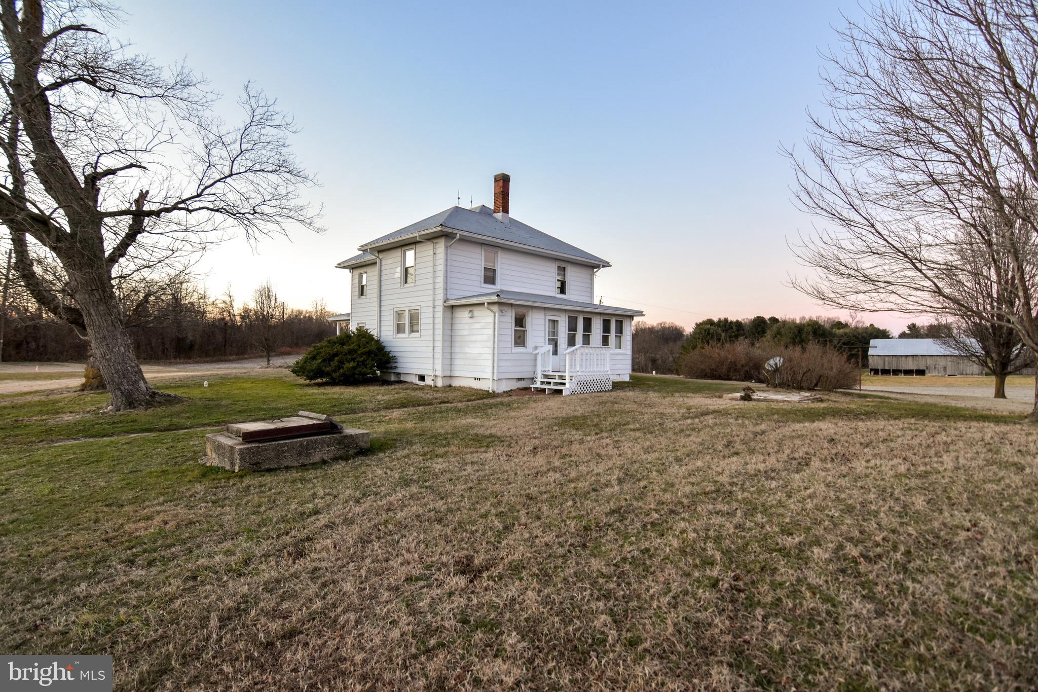 REGULARS - Residential Lease