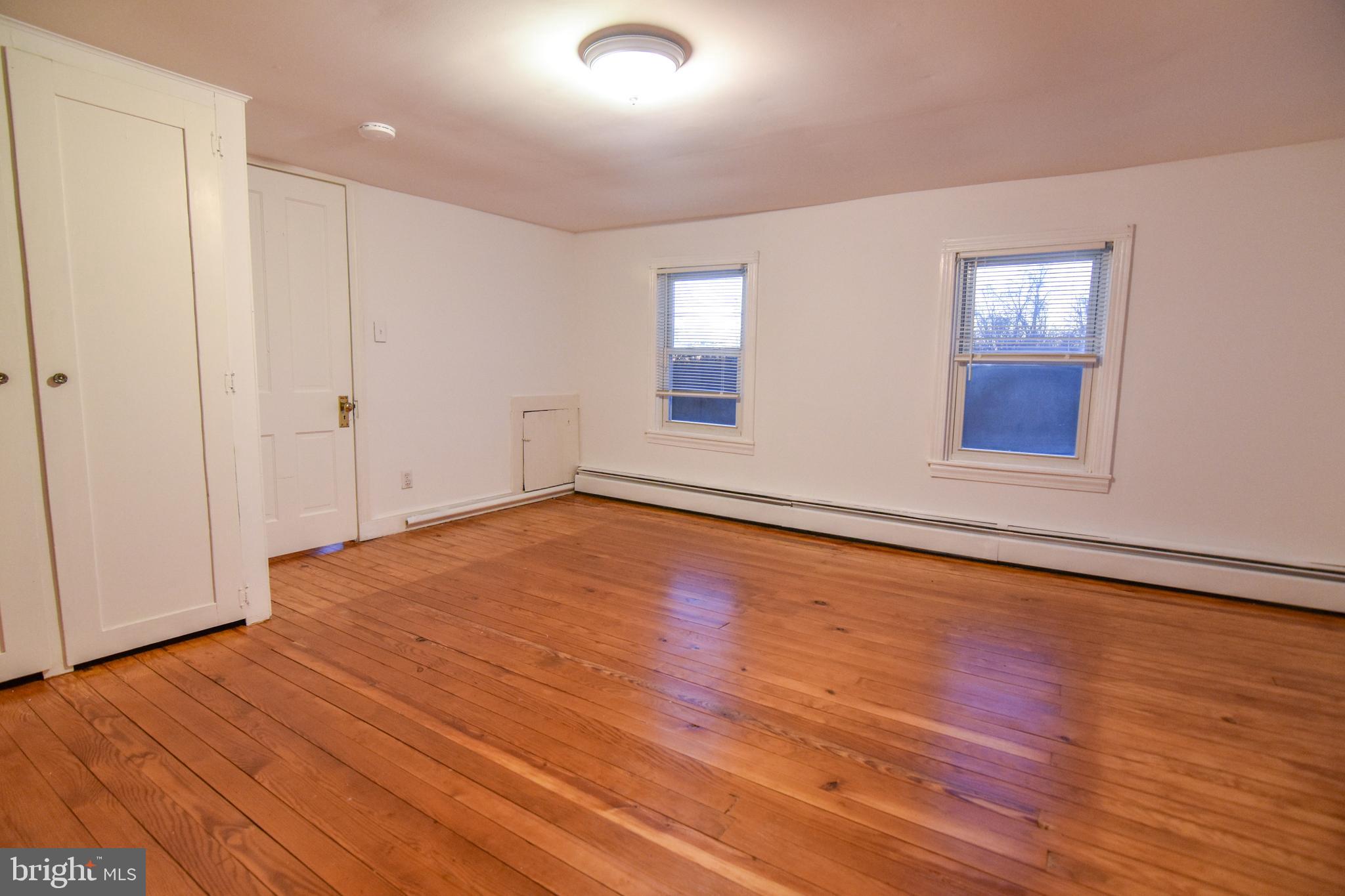 REGULARS - Residential Lease