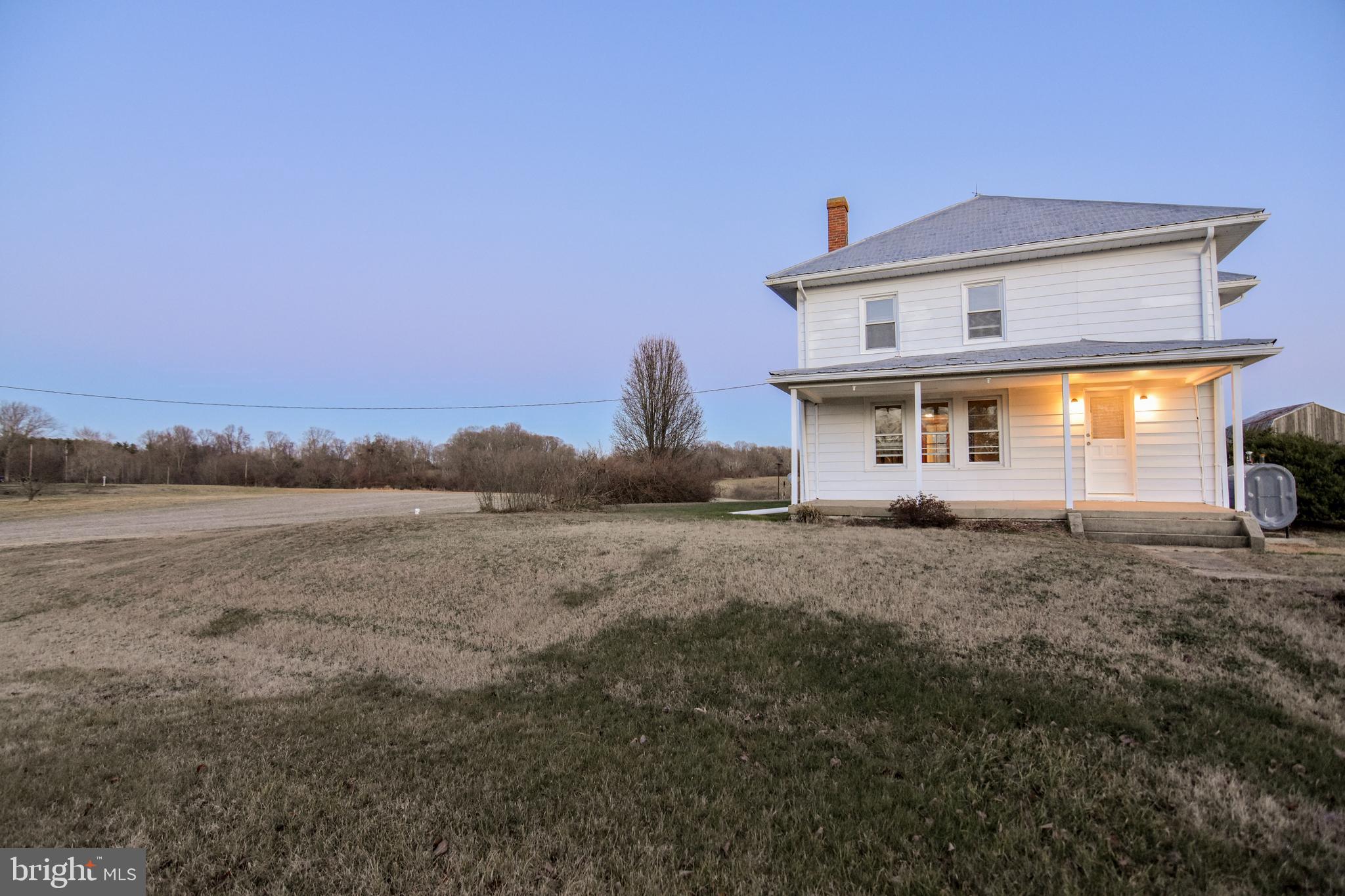 REGULARS - Residential Lease