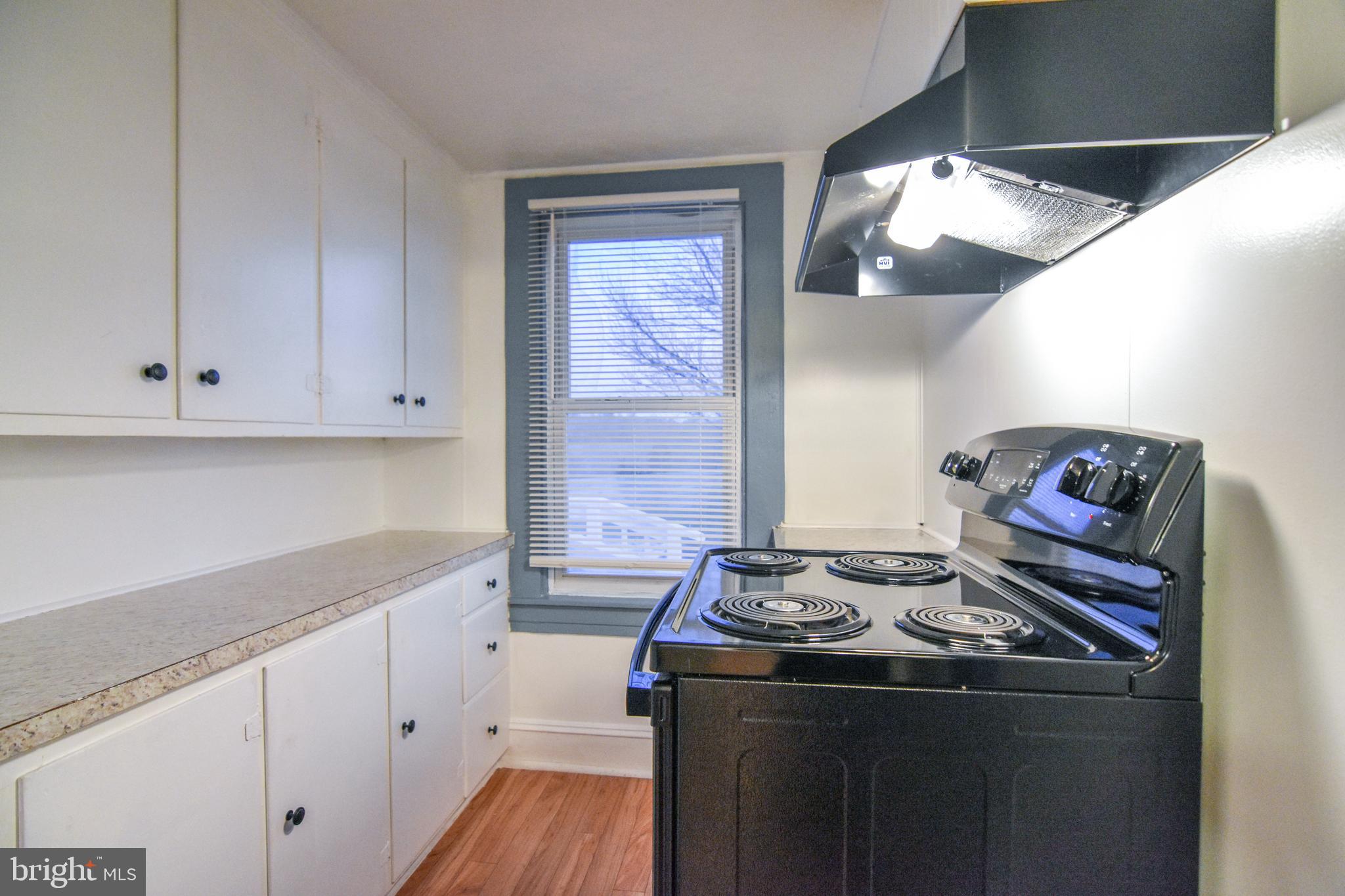 REGULARS - Residential Lease