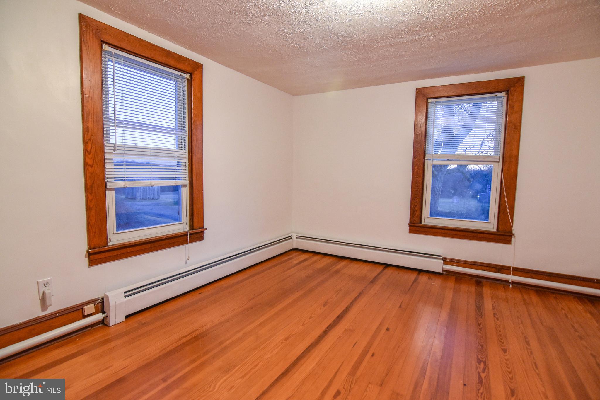 REGULARS - Residential Lease