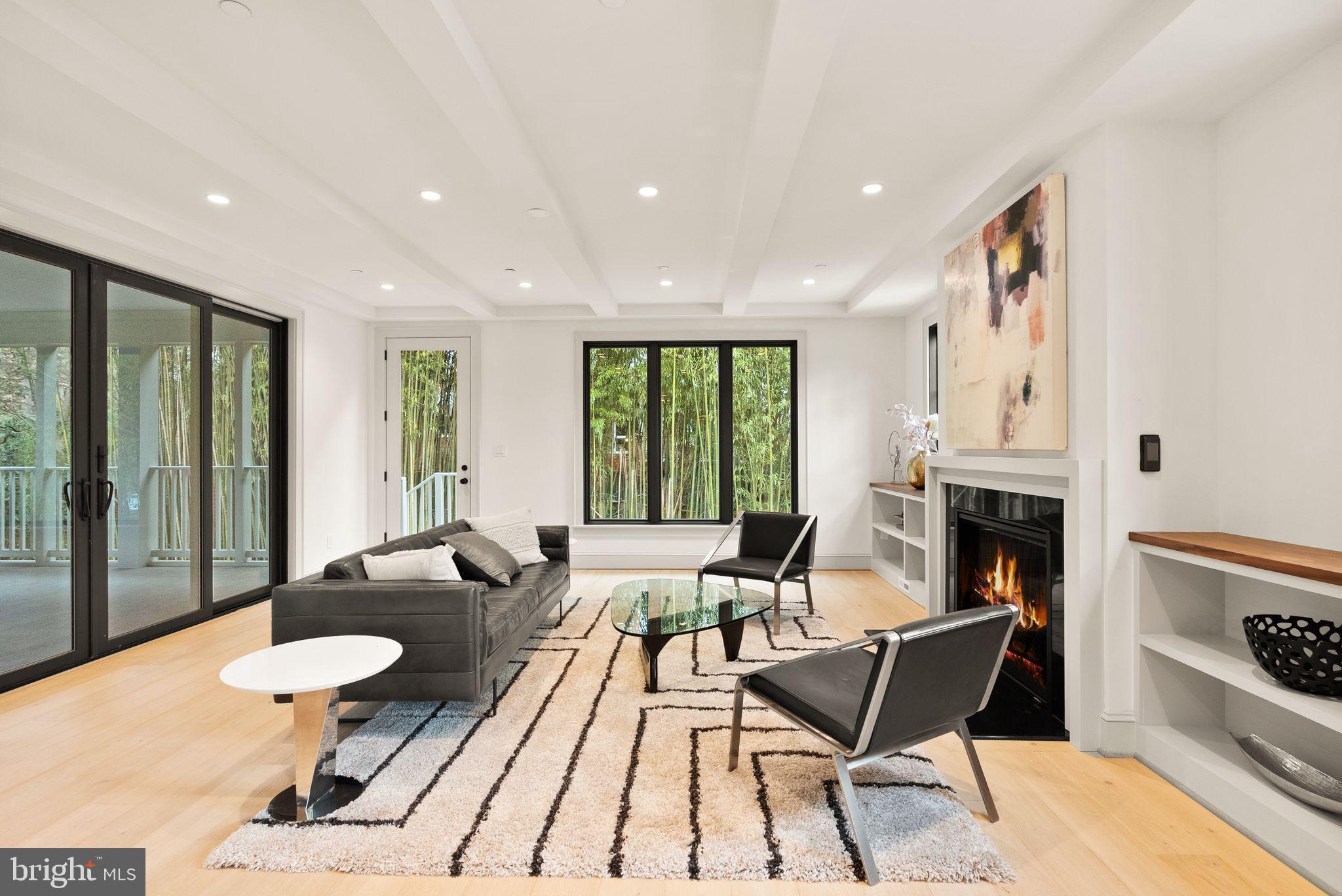 GARRETT PARK - Residential