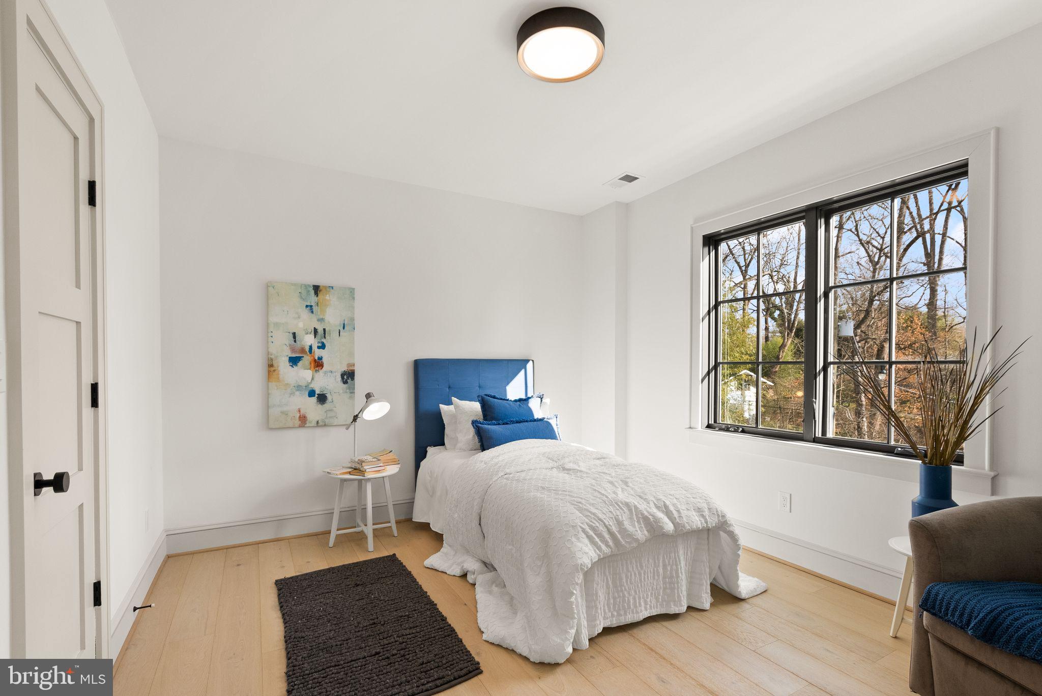 GARRETT PARK - Residential