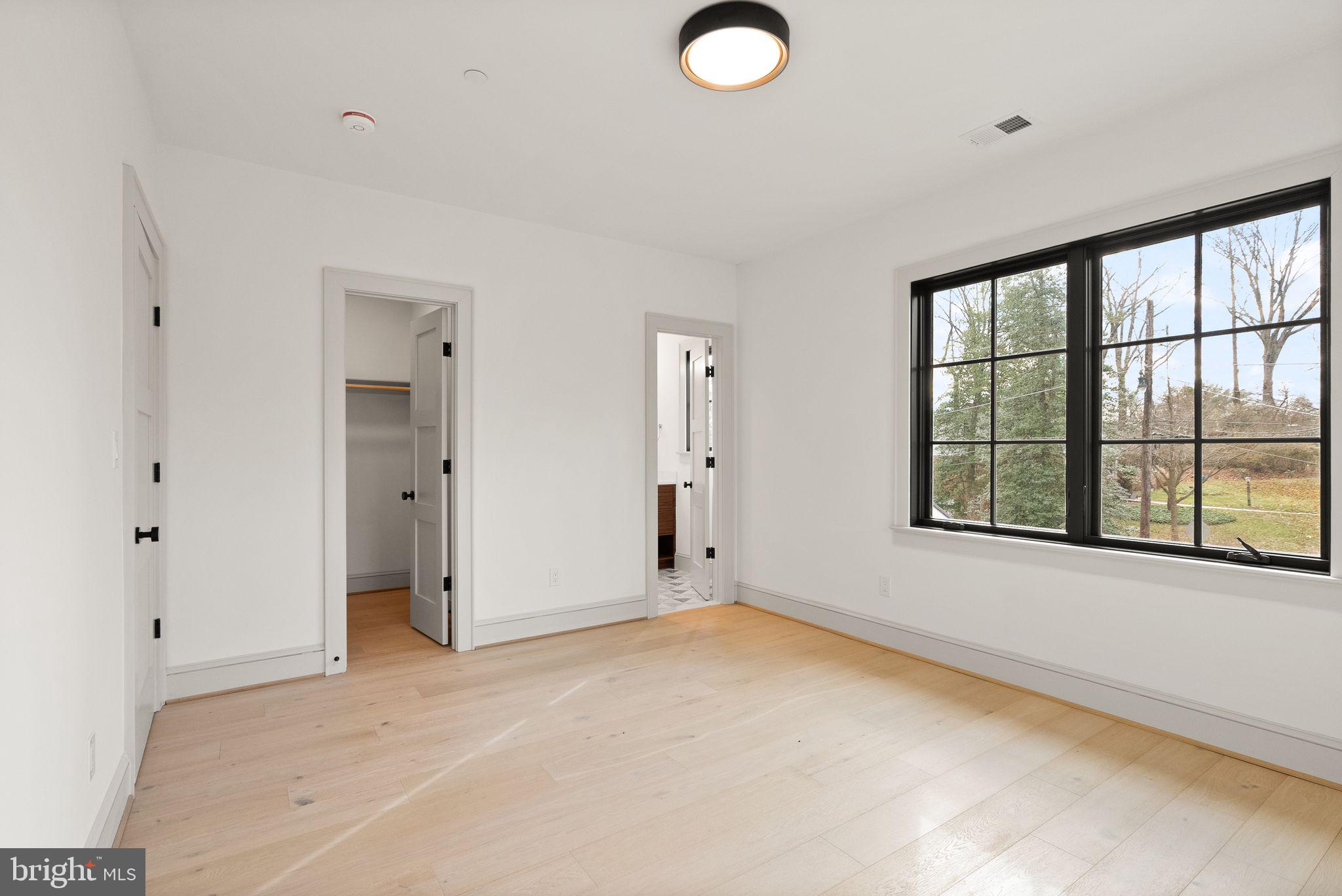 GARRETT PARK - Residential