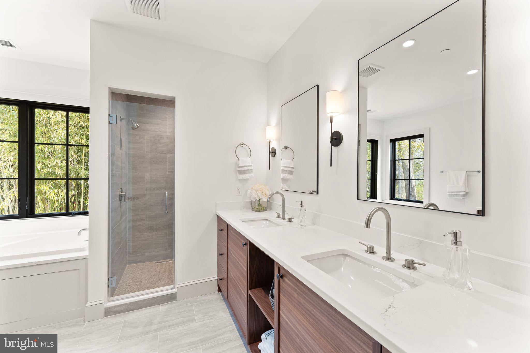 GARRETT PARK - Residential