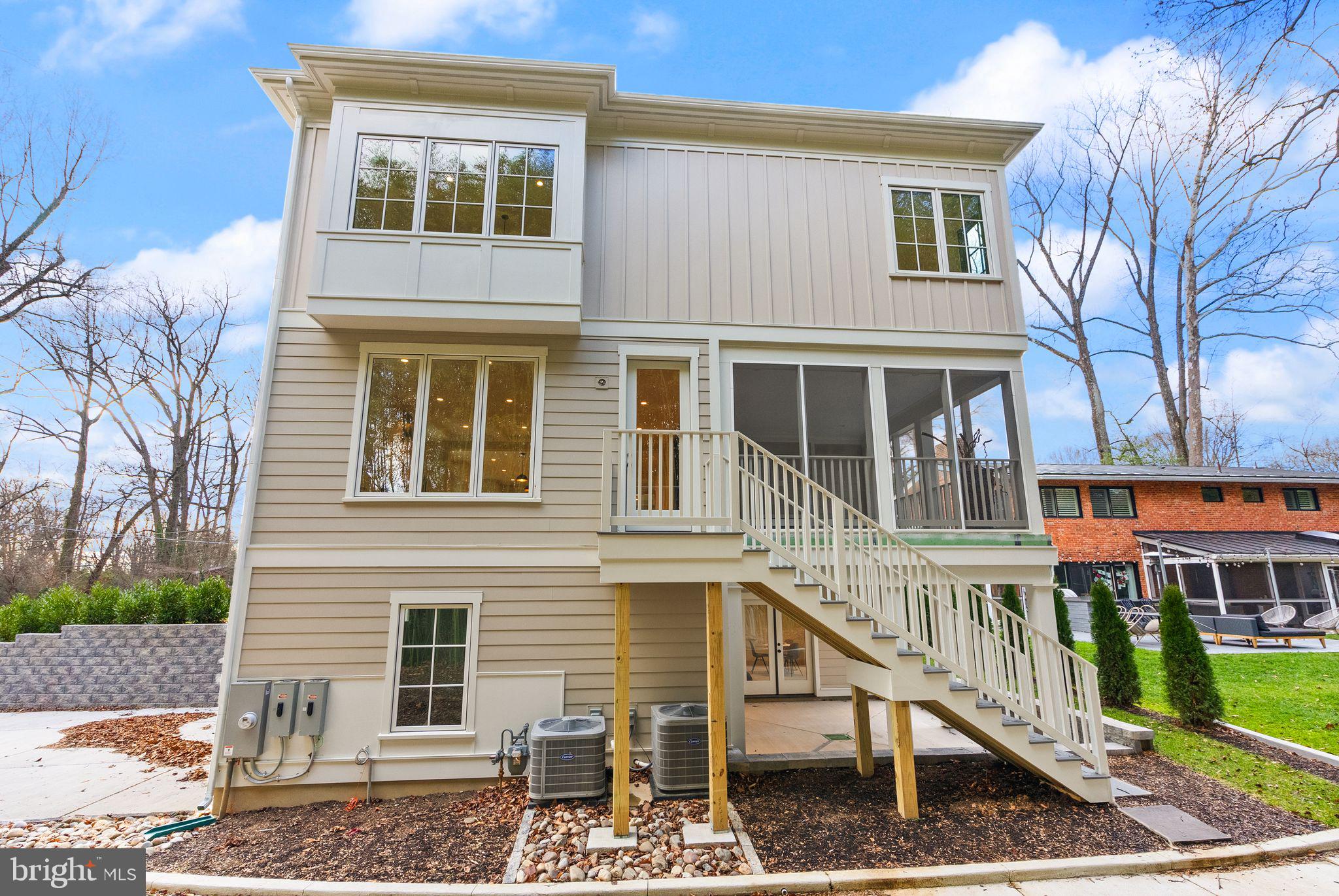 GARRETT PARK - Residential