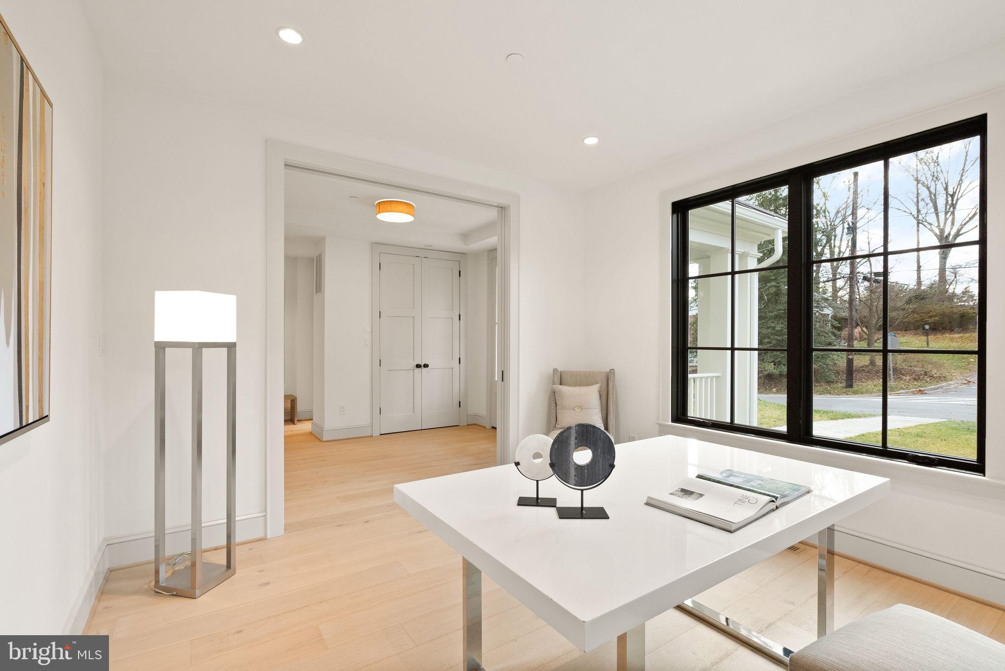 GARRETT PARK - Residential