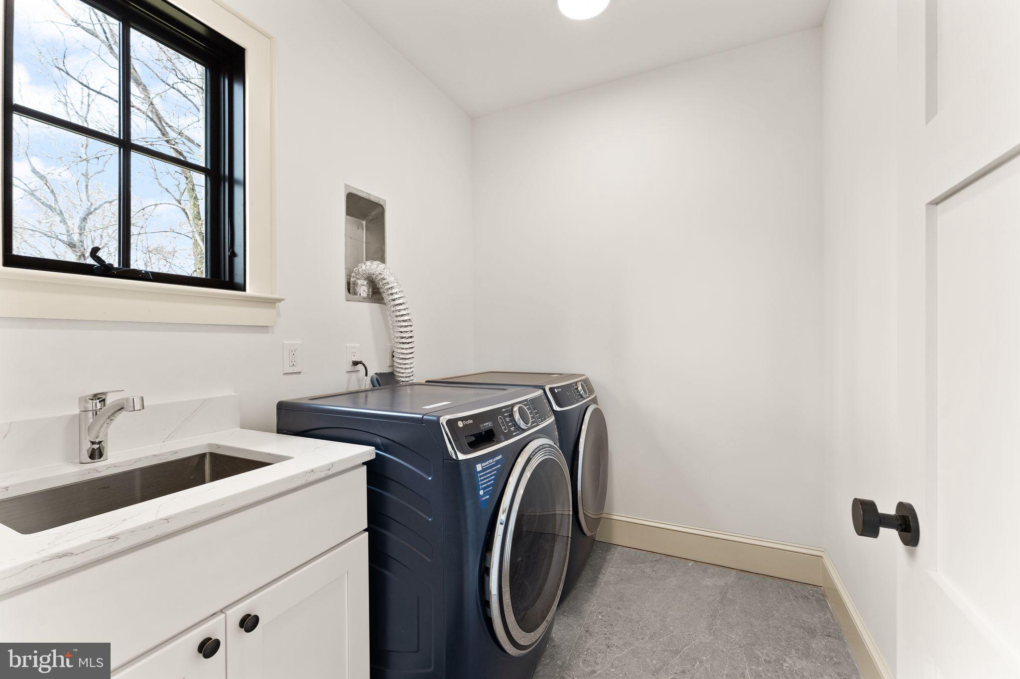 GARRETT PARK - Residential