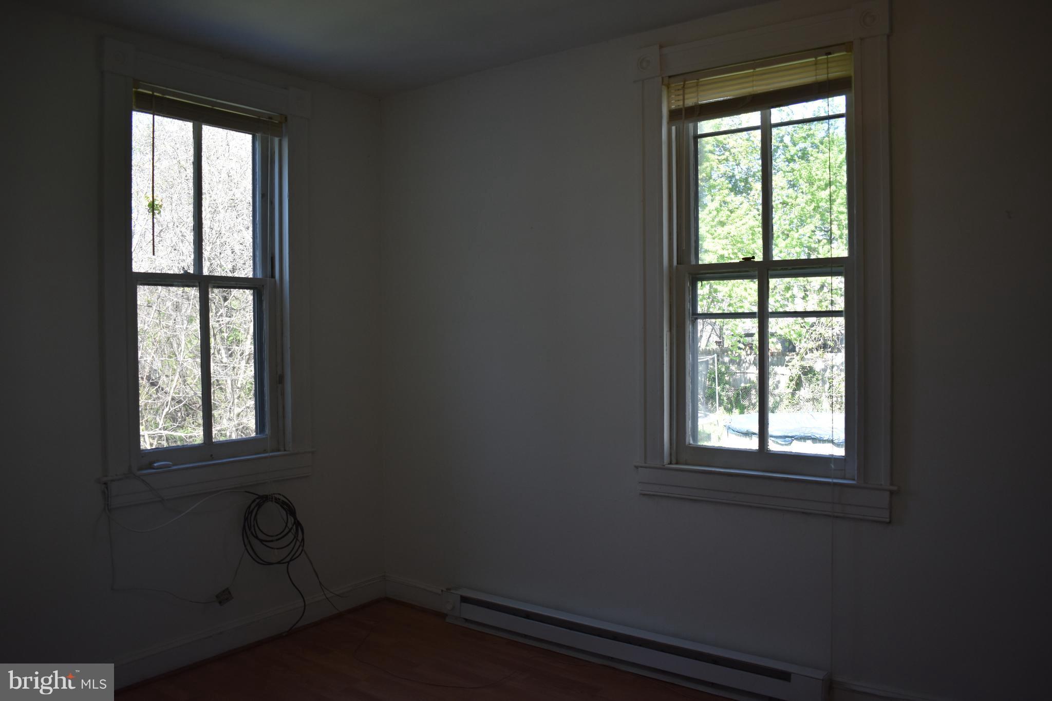 MORELL PARK - Residential Lease