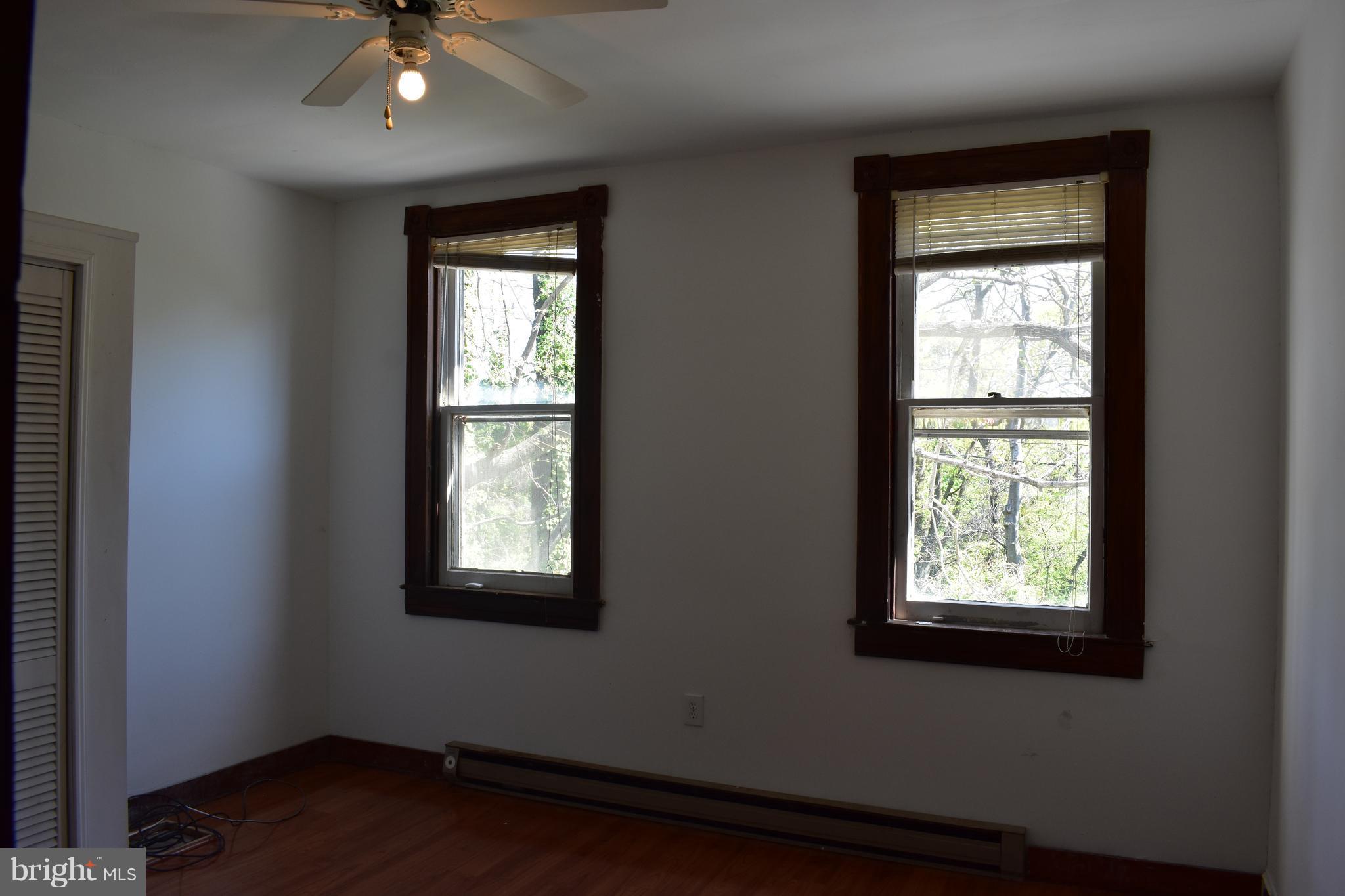 MORELL PARK - Residential Lease