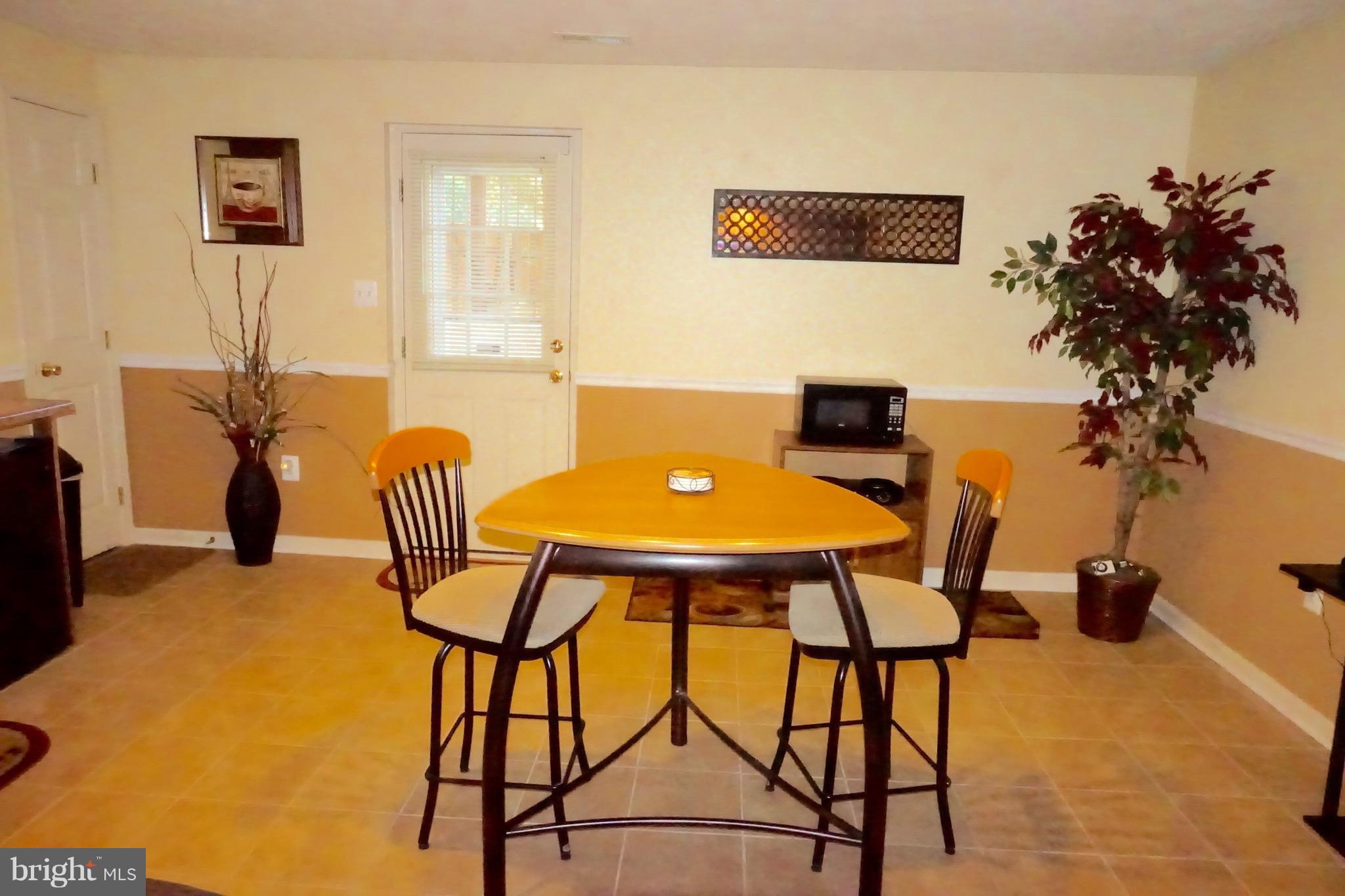 WAYSIDE VILLAGE - Residential