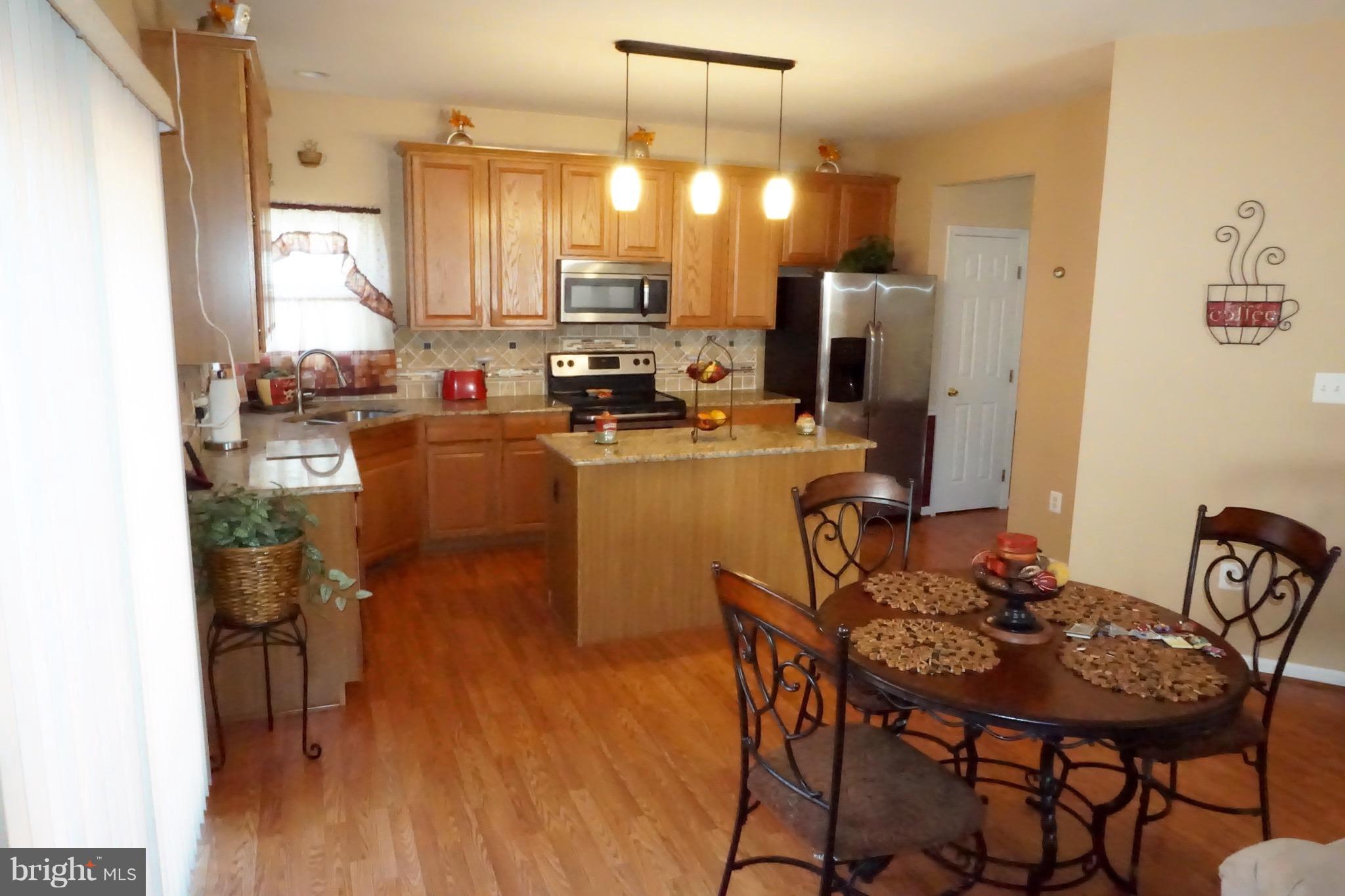 WAYSIDE VILLAGE - Residential