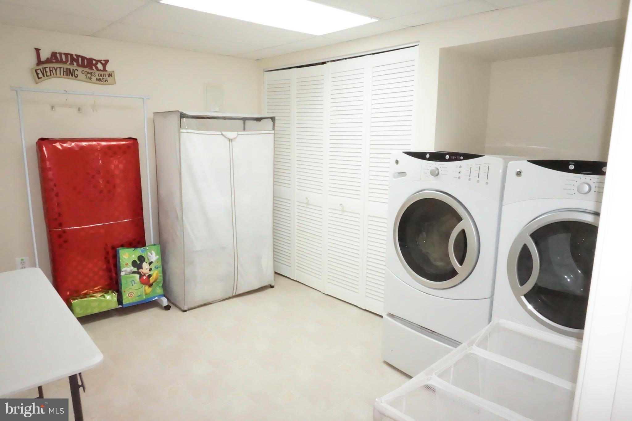 WAYSIDE VILLAGE - Residential