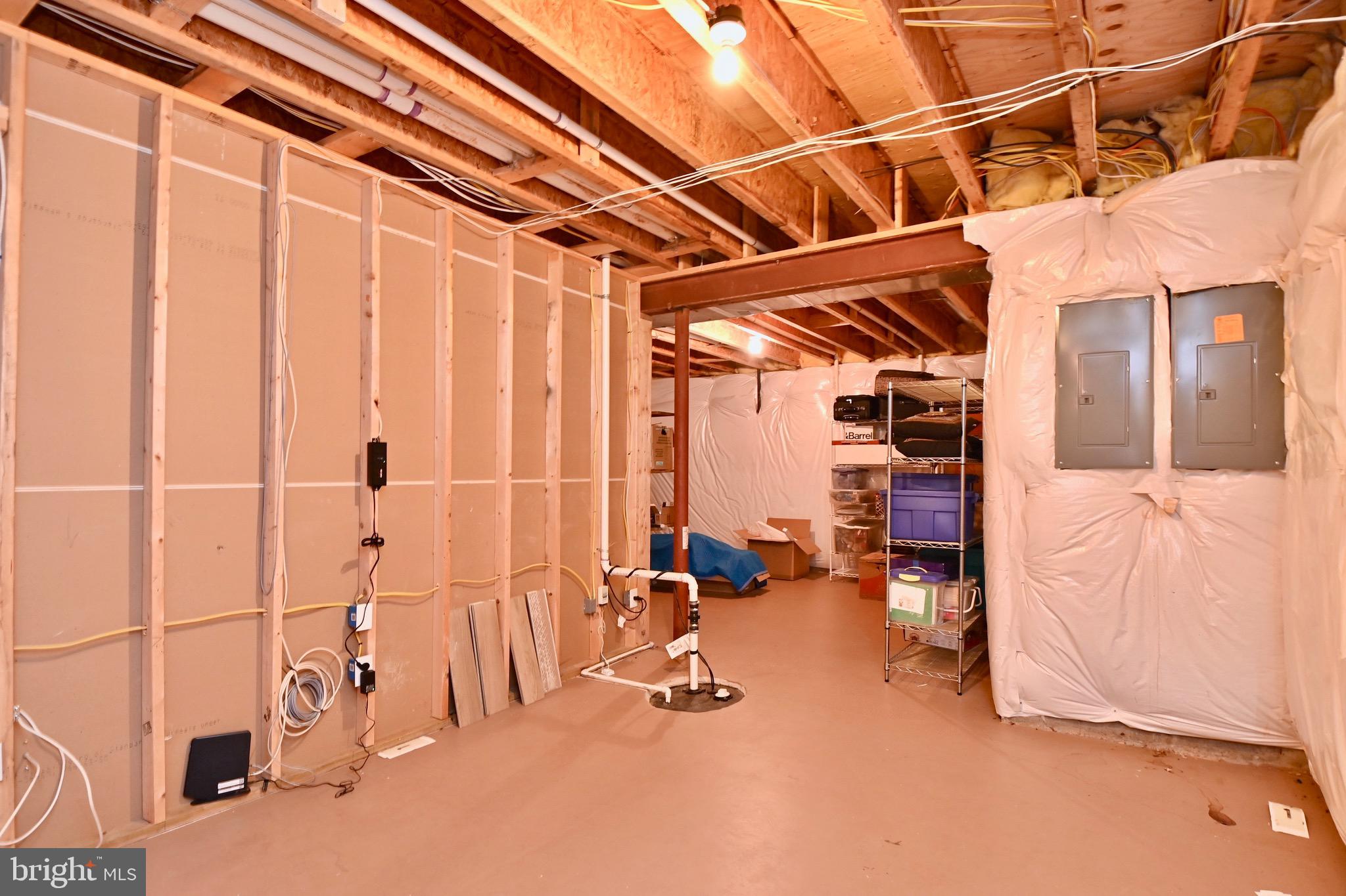 LAKE BARCROFT - Residential Lease