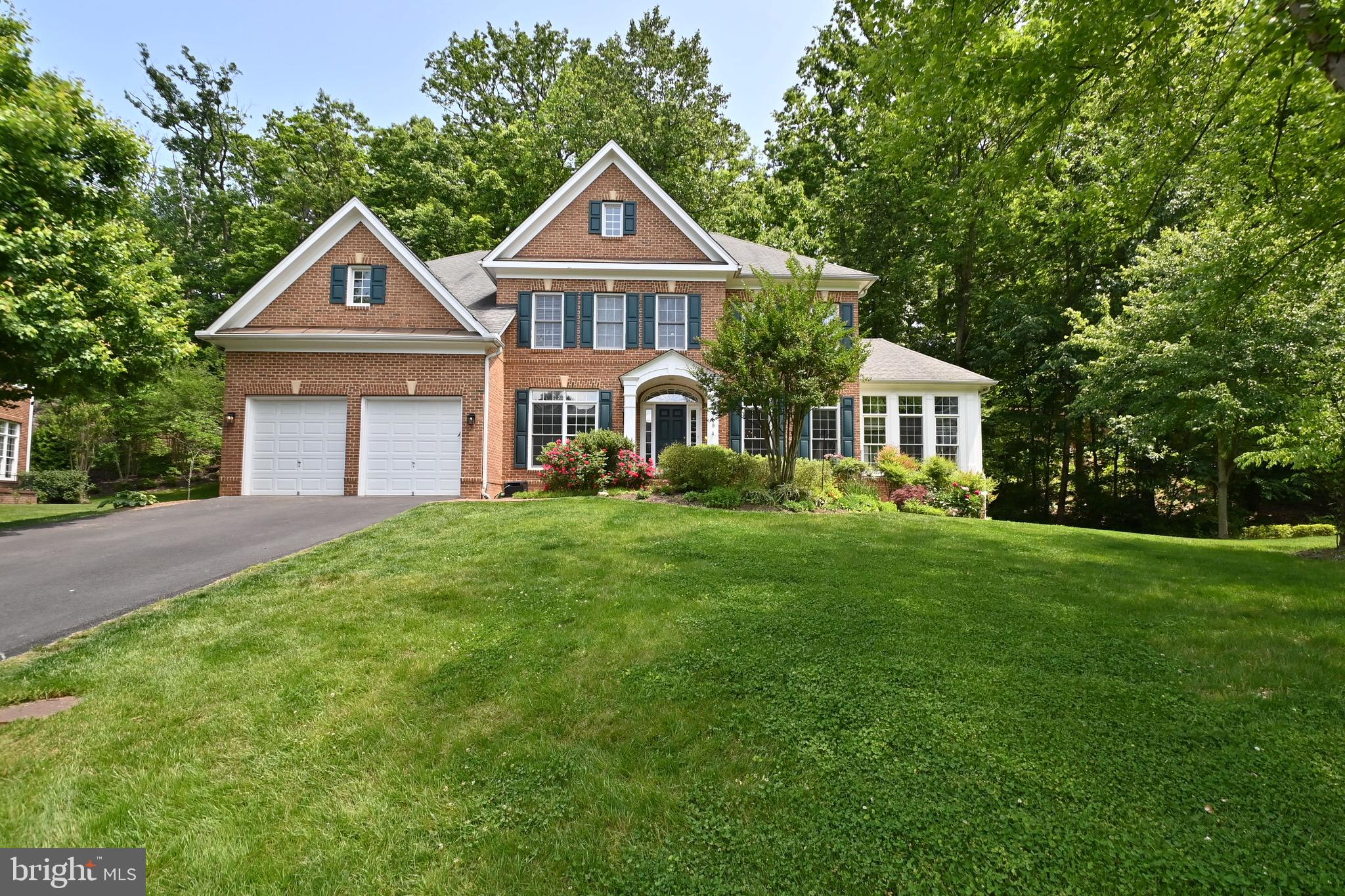 LAKE BARCROFT - Residential Lease