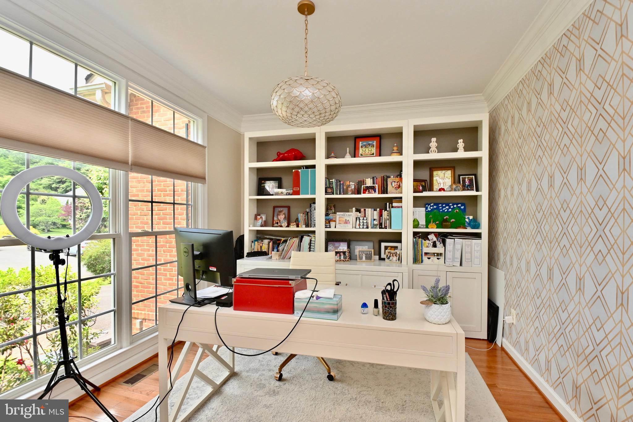 LAKE BARCROFT - Residential Lease