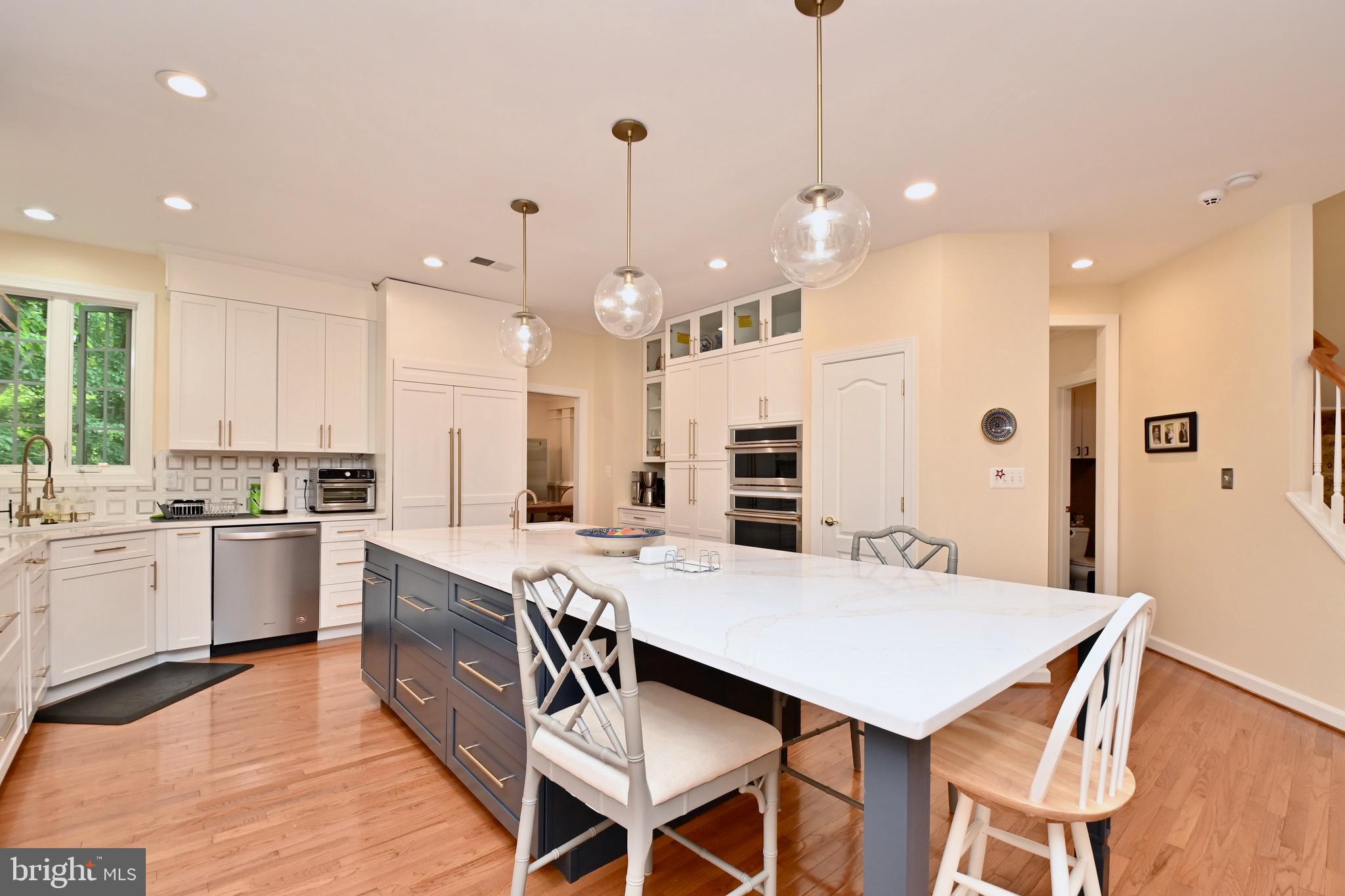 LAKE BARCROFT - Residential Lease