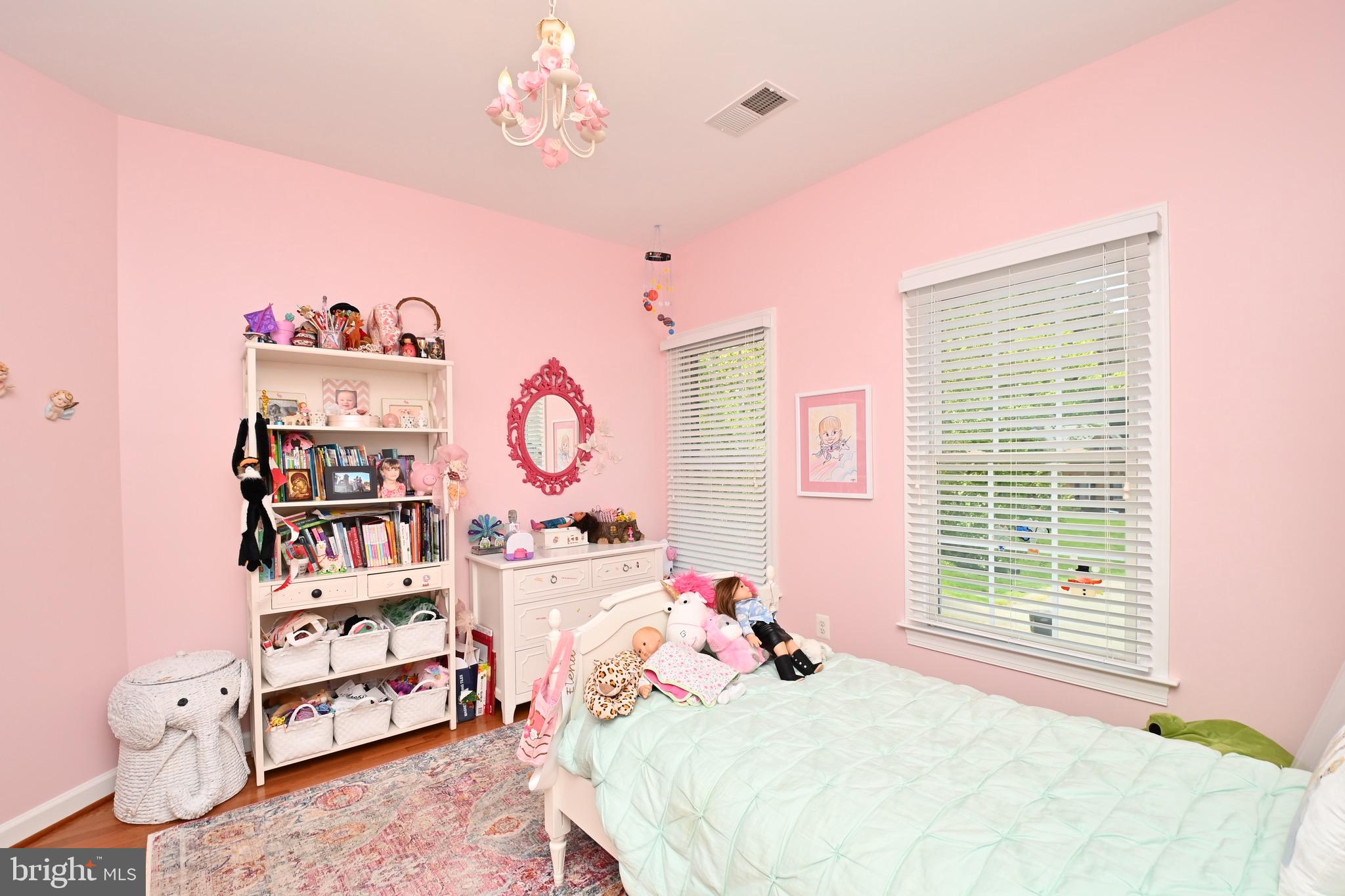 LAKE BARCROFT - Residential Lease